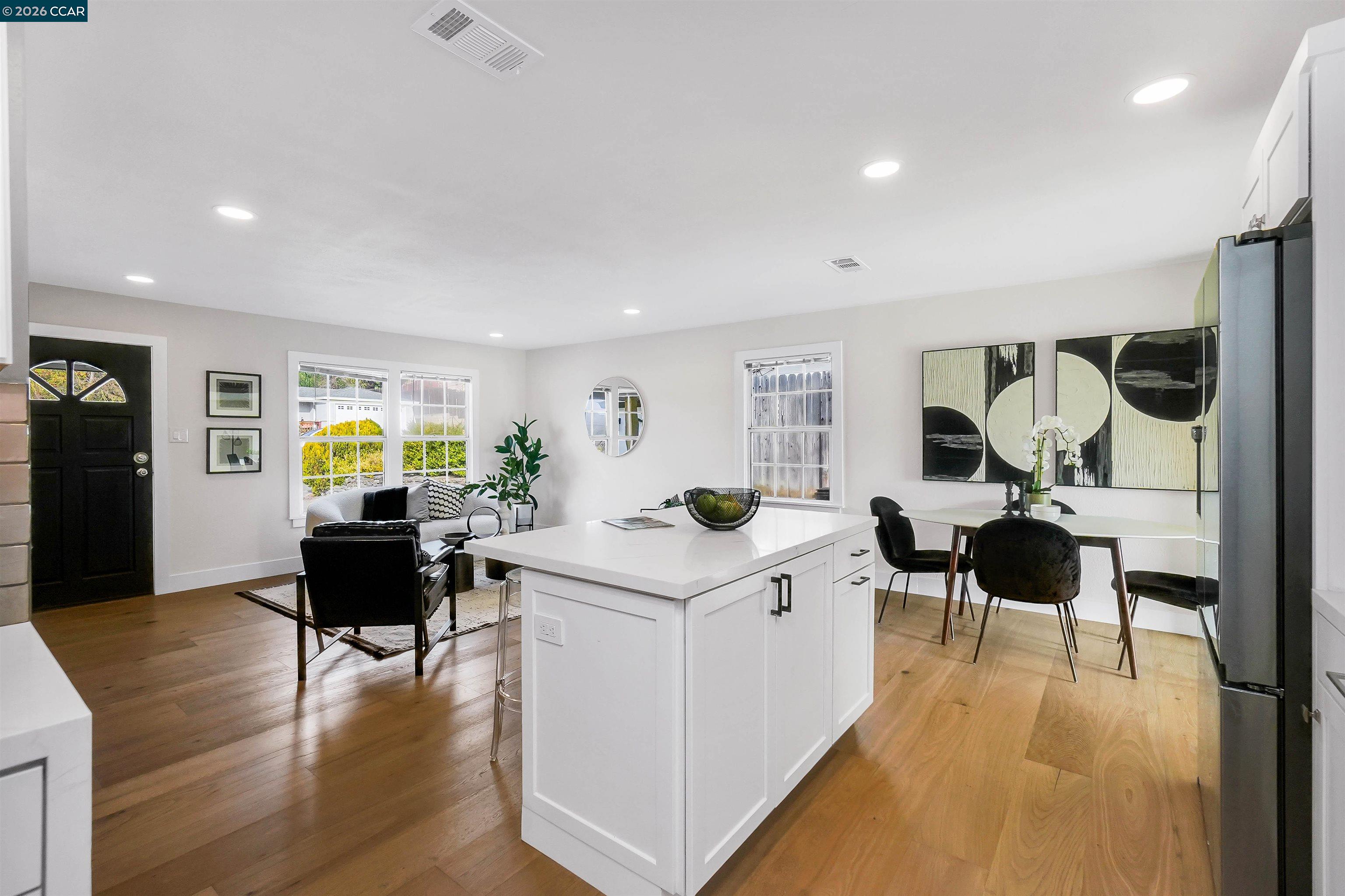 Detail Gallery Image 21 of 60 For 2412 Alamo St, Pinole,  CA 94564 - 3 Beds | 2 Baths