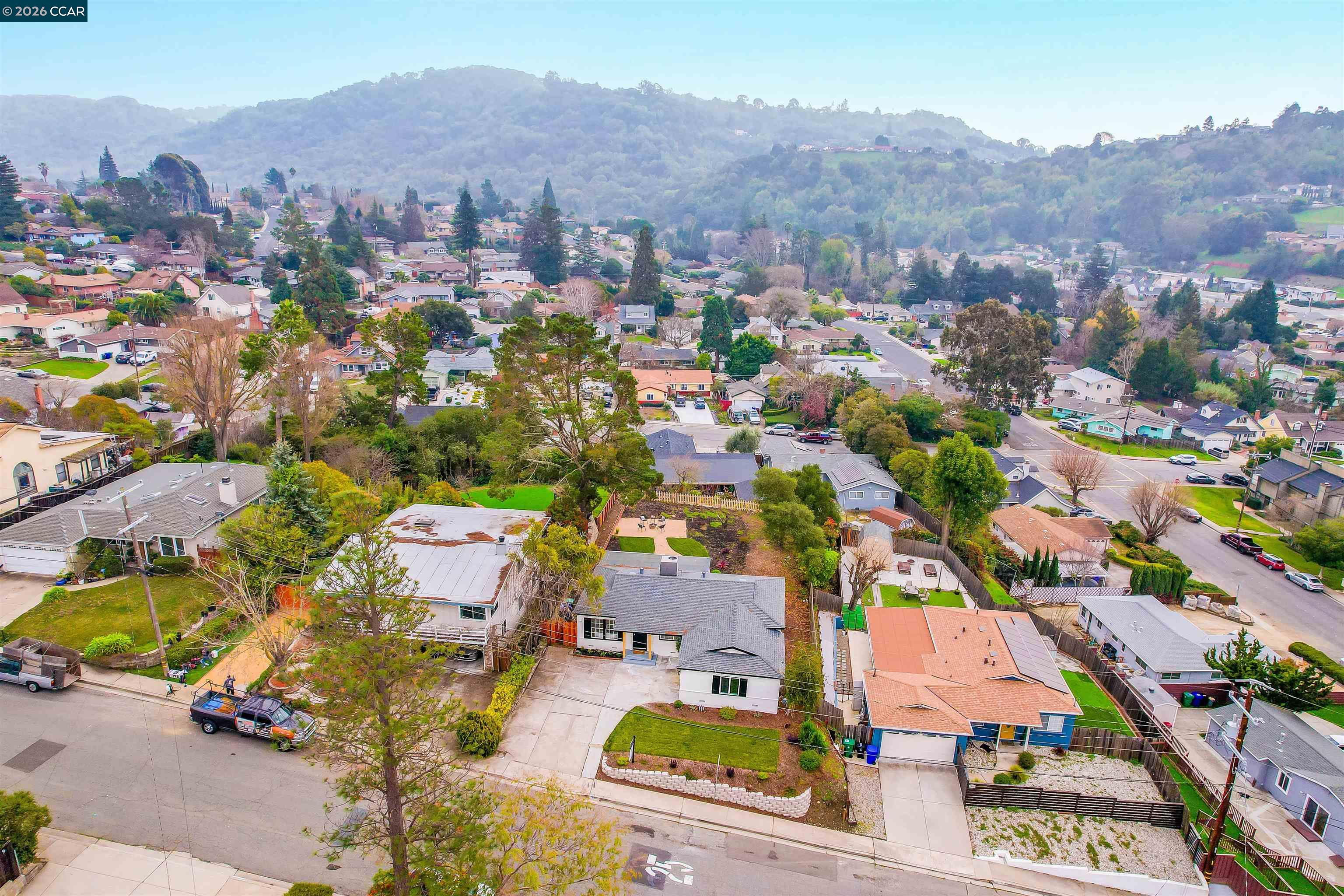 Detail Gallery Image 52 of 60 For 2412 Alamo St, Pinole,  CA 94564 - 3 Beds | 2 Baths