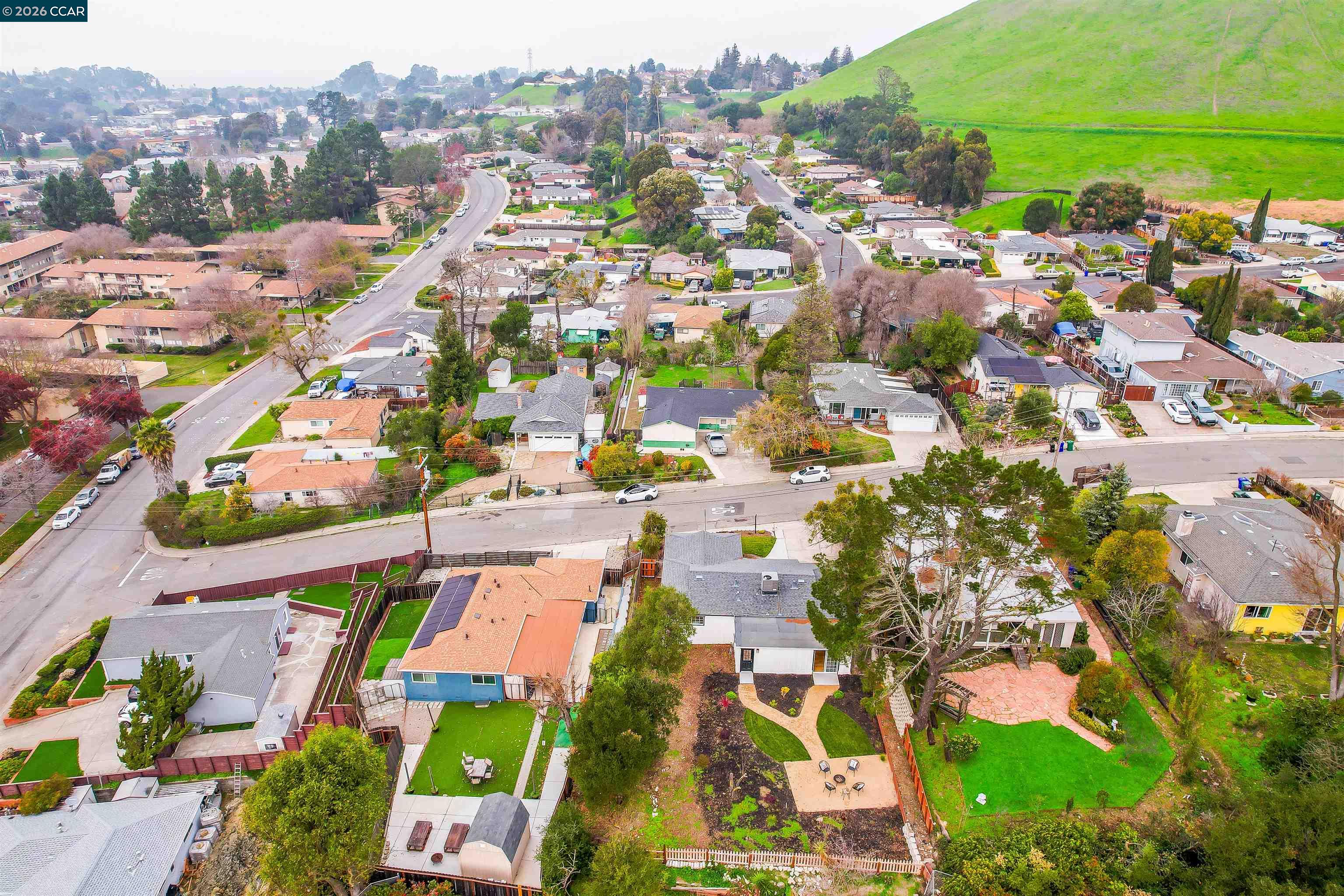 Detail Gallery Image 54 of 60 For 2412 Alamo St, Pinole,  CA 94564 - 3 Beds | 2 Baths