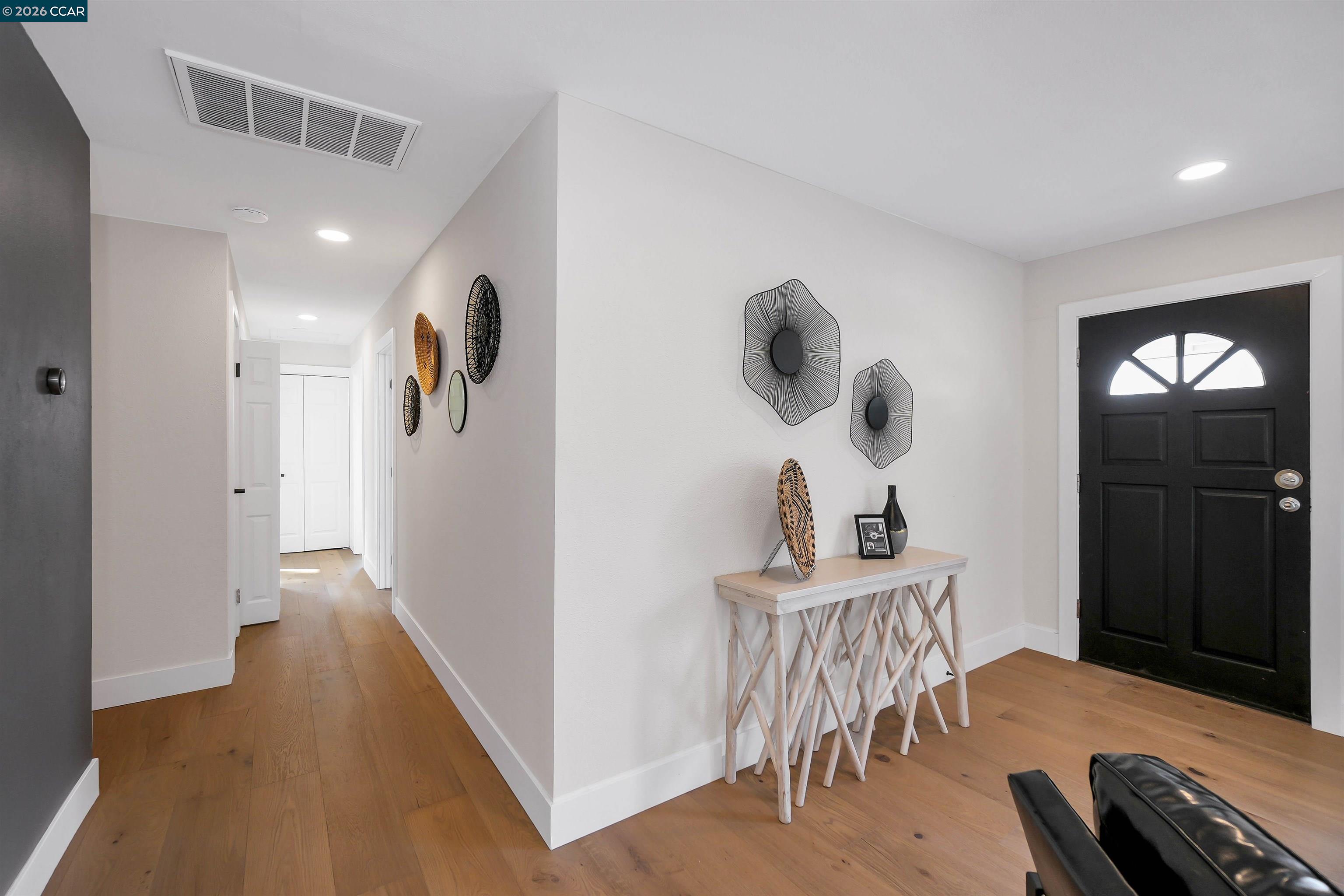 Detail Gallery Image 9 of 60 For 2412 Alamo St, Pinole,  CA 94564 - 3 Beds | 2 Baths