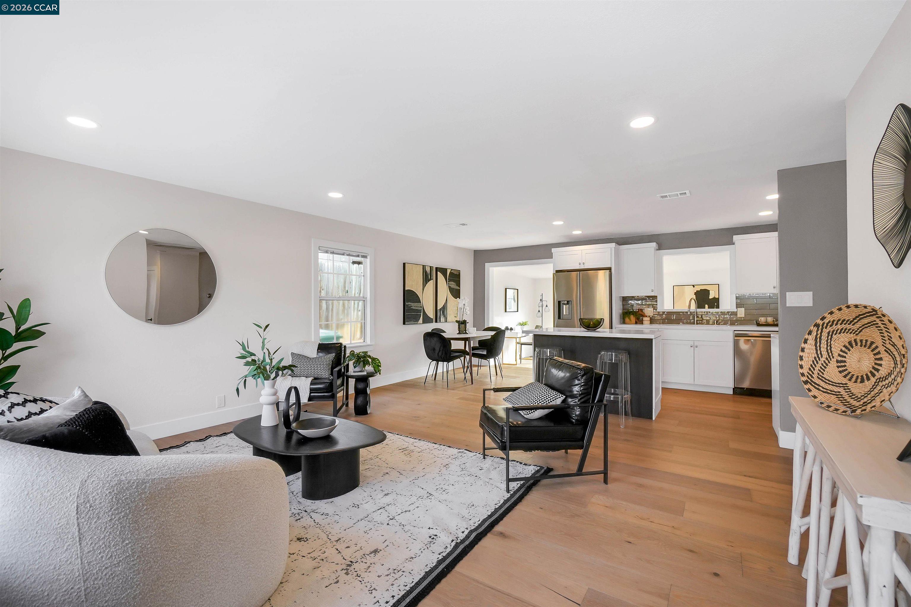 Detail Gallery Image 10 of 60 For 2412 Alamo St, Pinole,  CA 94564 - 3 Beds | 2 Baths