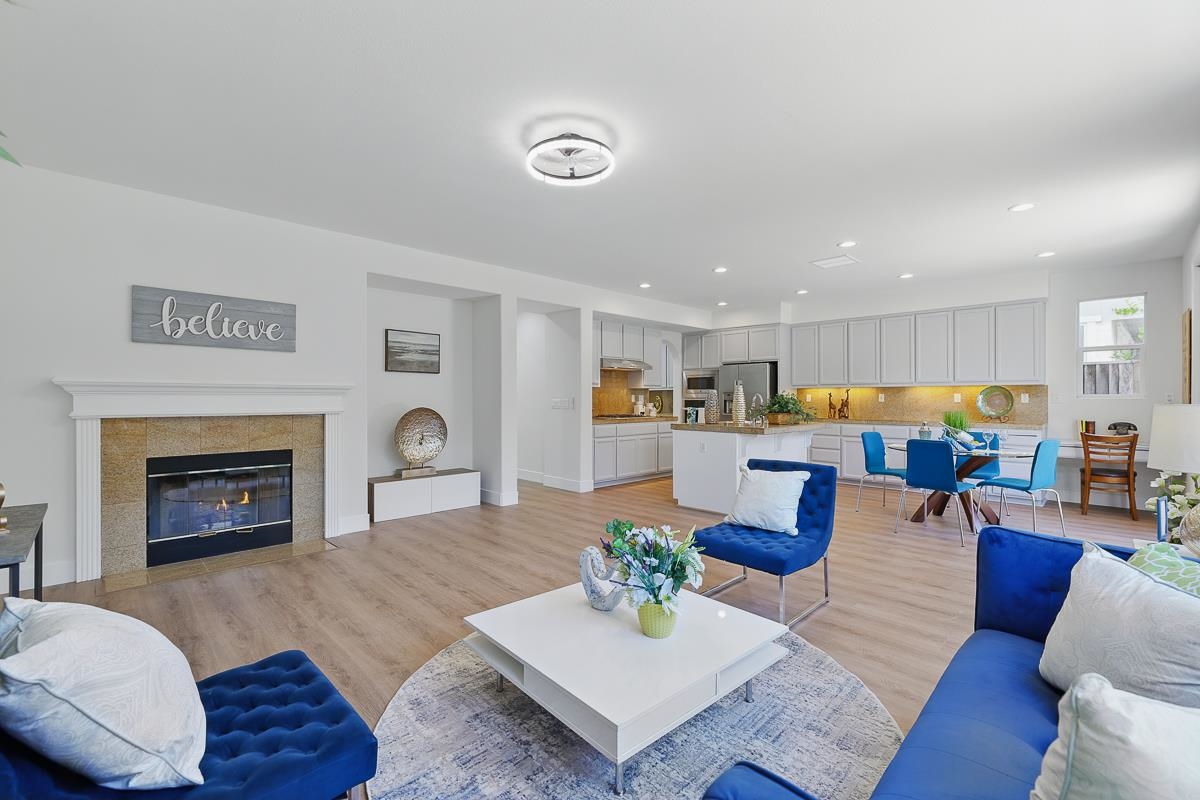 Detail Gallery Image 15 of 60 For 2342 Winchester Loop, Discovery Bay,  CA 94505 - 4 Beds | 3 Baths