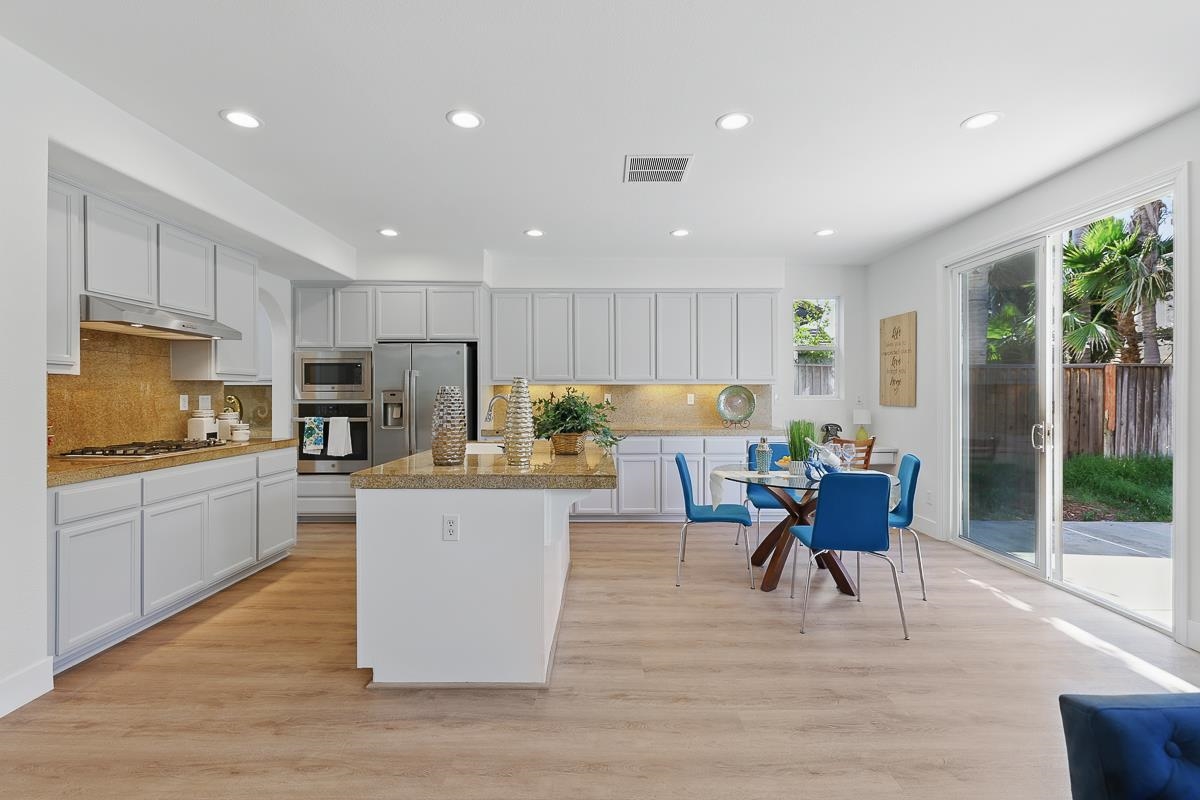 Detail Gallery Image 22 of 60 For 2342 Winchester Loop, Discovery Bay,  CA 94505 - 4 Beds | 3 Baths