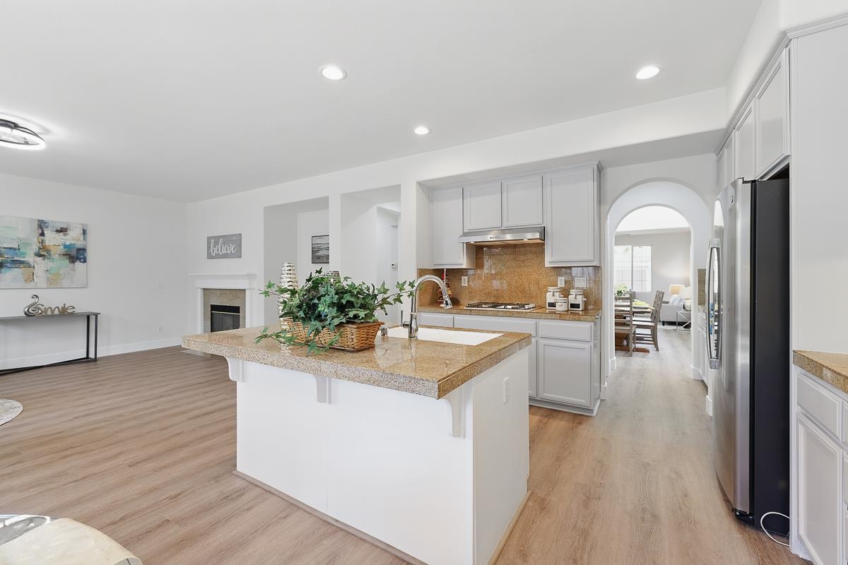 Detail Gallery Image 24 of 60 For 2342 Winchester Loop, Discovery Bay,  CA 94505 - 4 Beds | 3 Baths