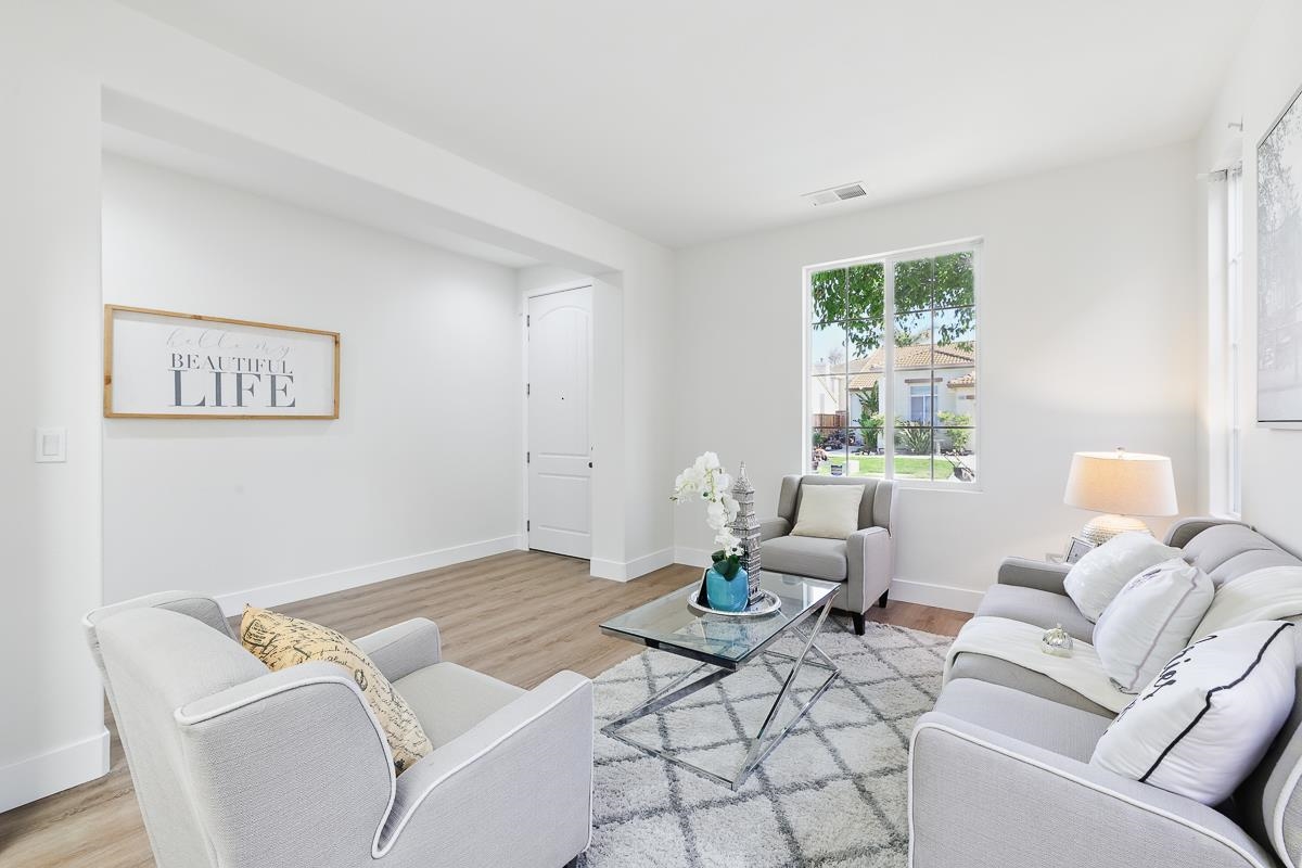 Detail Gallery Image 5 of 60 For 2342 Winchester Loop, Discovery Bay,  CA 94505 - 4 Beds | 3 Baths