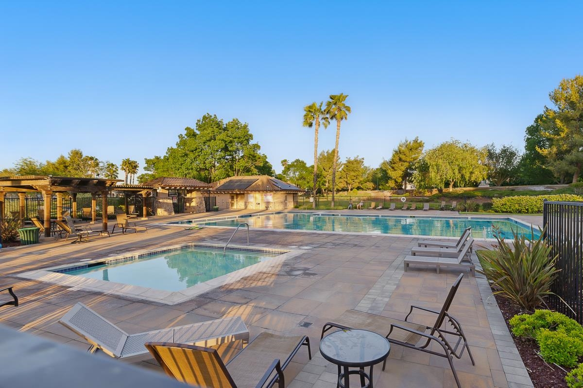 Detail Gallery Image 59 of 60 For 2342 Winchester Loop, Discovery Bay,  CA 94505 - 4 Beds | 3 Baths