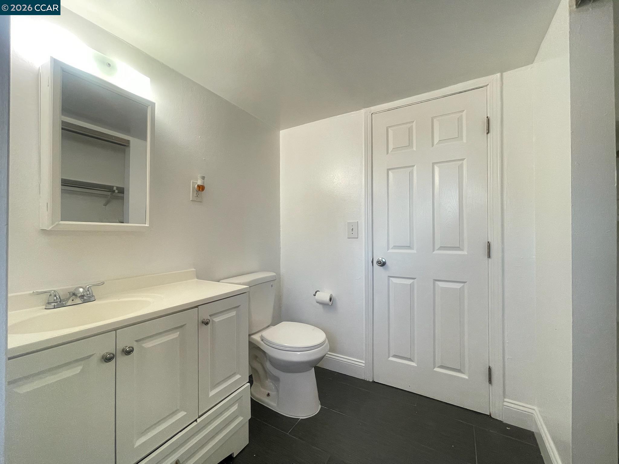 Detail Gallery Image 11 of 15 For 723a Florida St, Vallejo,  CA 94590 - 1 Beds | 1 Baths