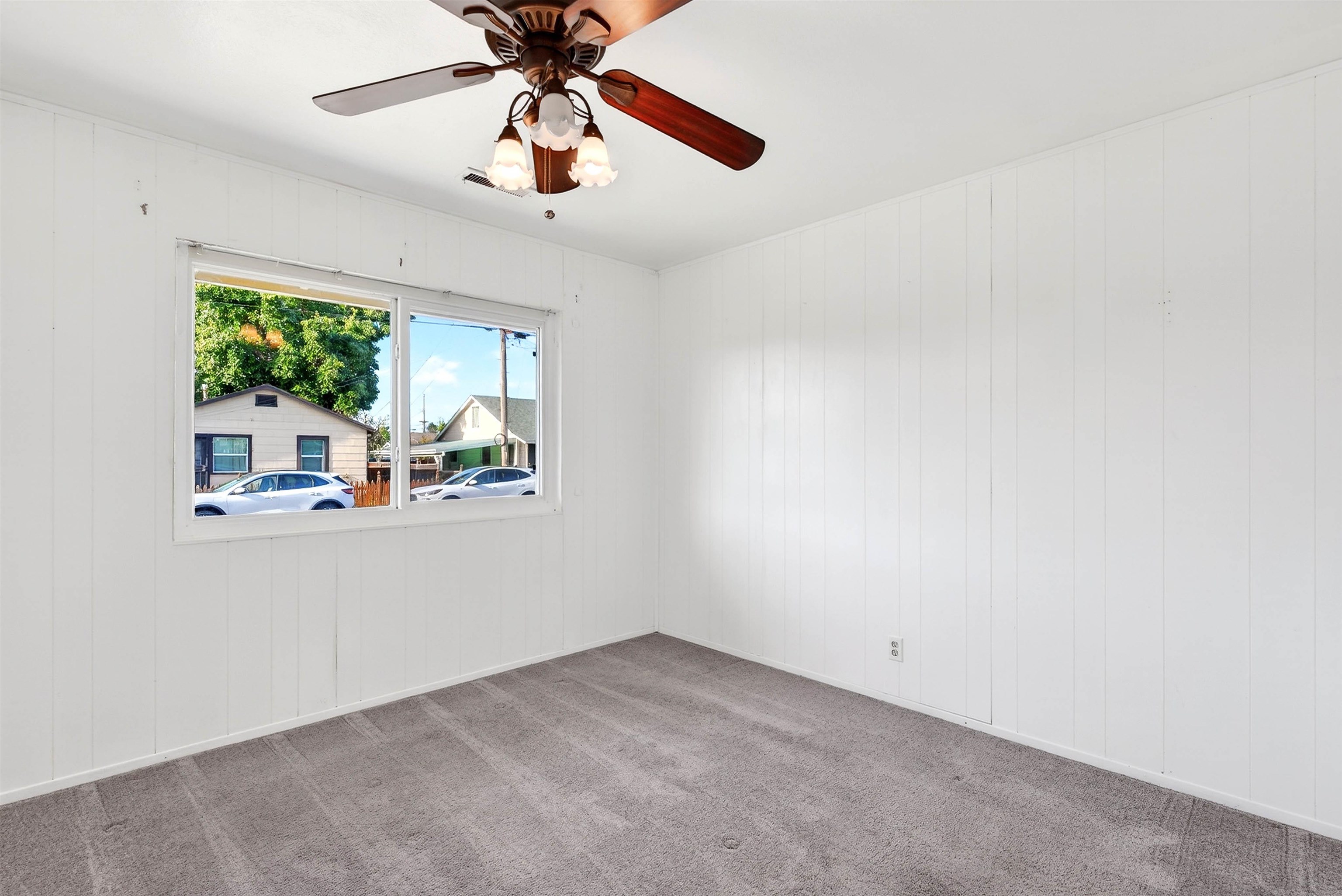 Detail Gallery Image 12 of 25 For 24570 Thomas Ave, Hayward,  CA 94544 - 3 Beds | 1 Baths