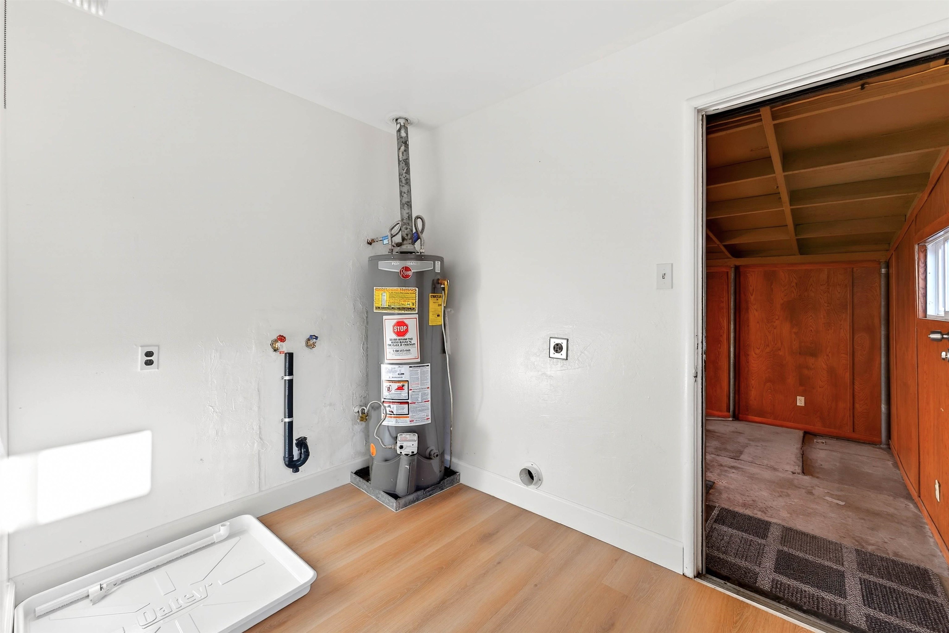 Detail Gallery Image 18 of 25 For 24570 Thomas Ave, Hayward,  CA 94544 - 3 Beds | 1 Baths