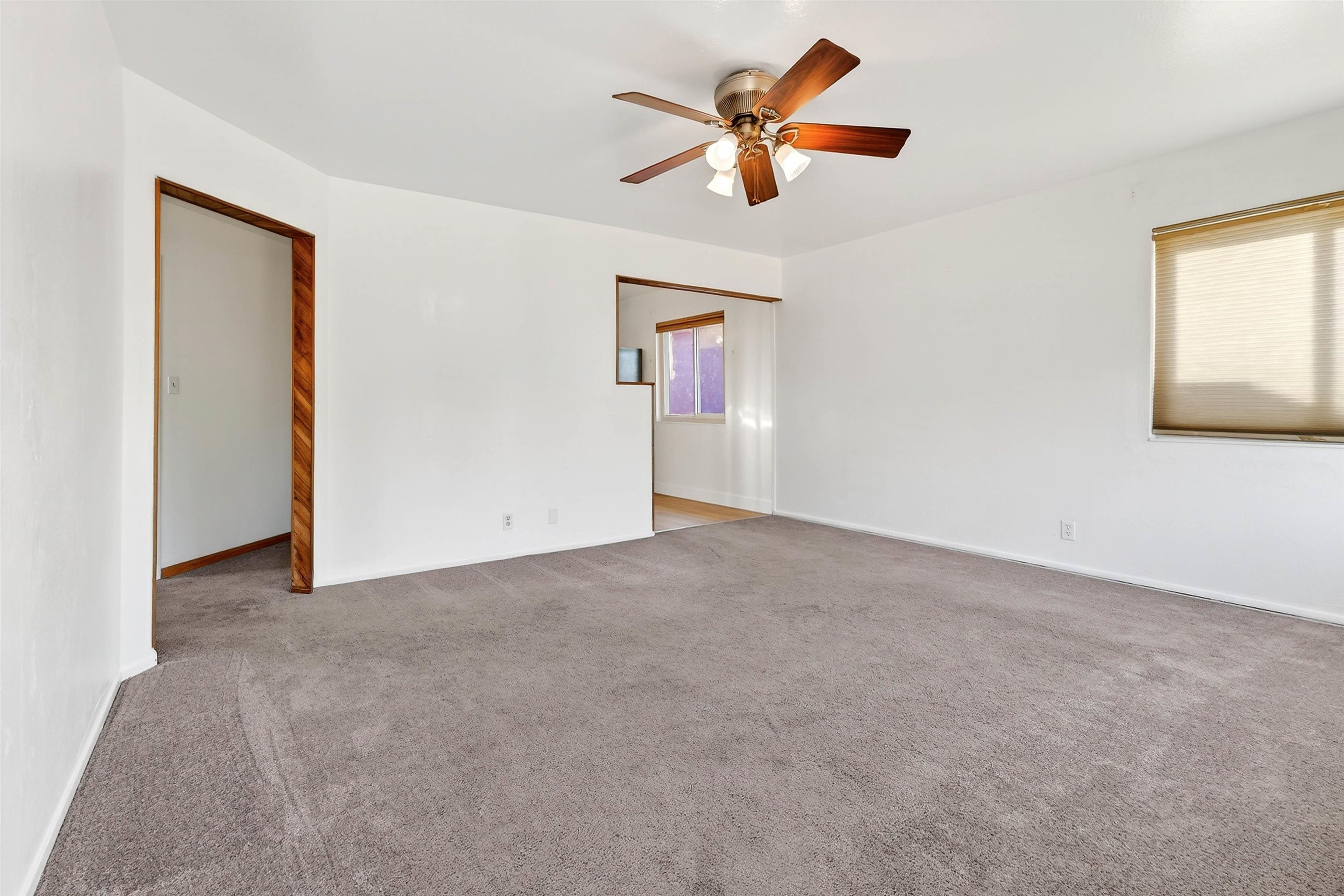 Detail Gallery Image 4 of 25 For 24570 Thomas Ave, Hayward,  CA 94544 - 3 Beds | 1 Baths