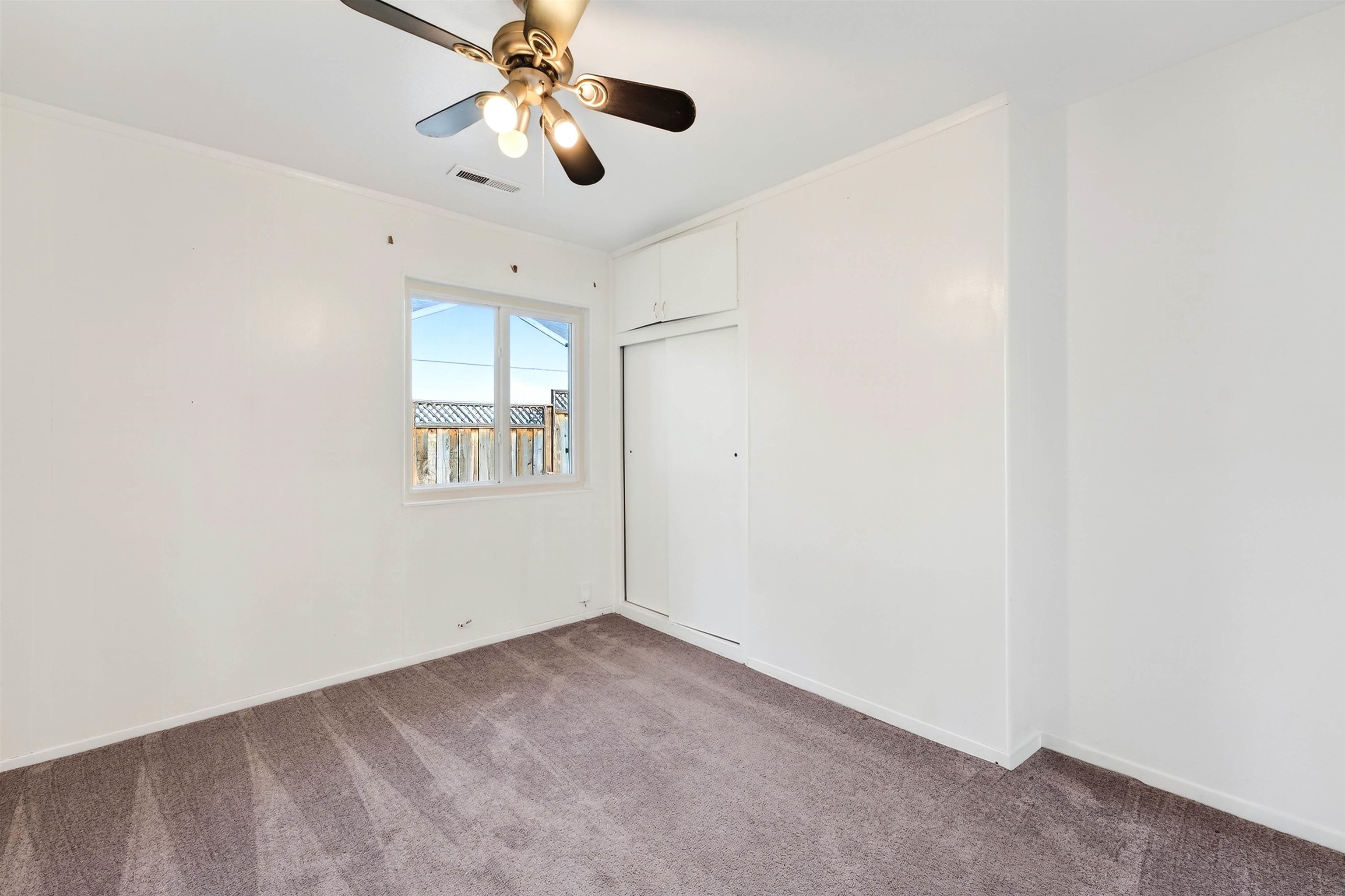 Detail Gallery Image 10 of 25 For 24570 Thomas Ave, Hayward,  CA 94544 - 3 Beds | 1 Baths