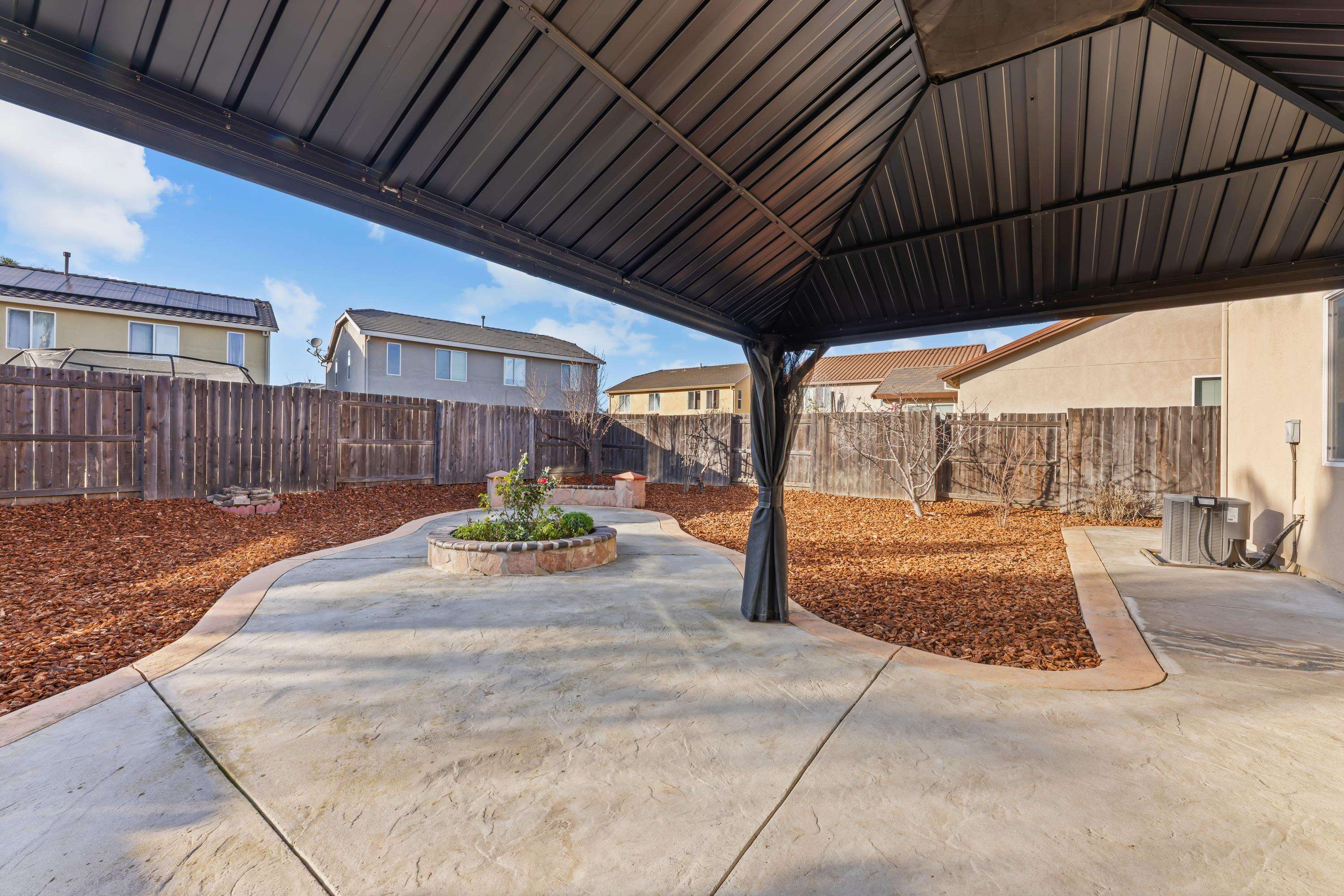 Detail Gallery Image 24 of 28 For 46 Sugarbush Ct, Oakley,  CA 94561 - 5 Beds | 3 Baths