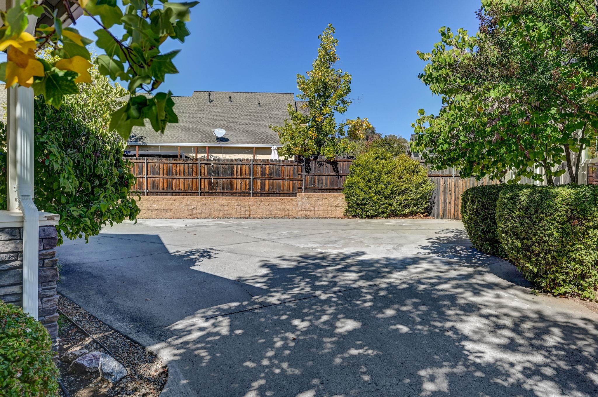 Detail Gallery Image 40 of 40 For 343 Fieldstone Drive, Murphys,  CA 95247 - 2 Beds | 3/1 Baths