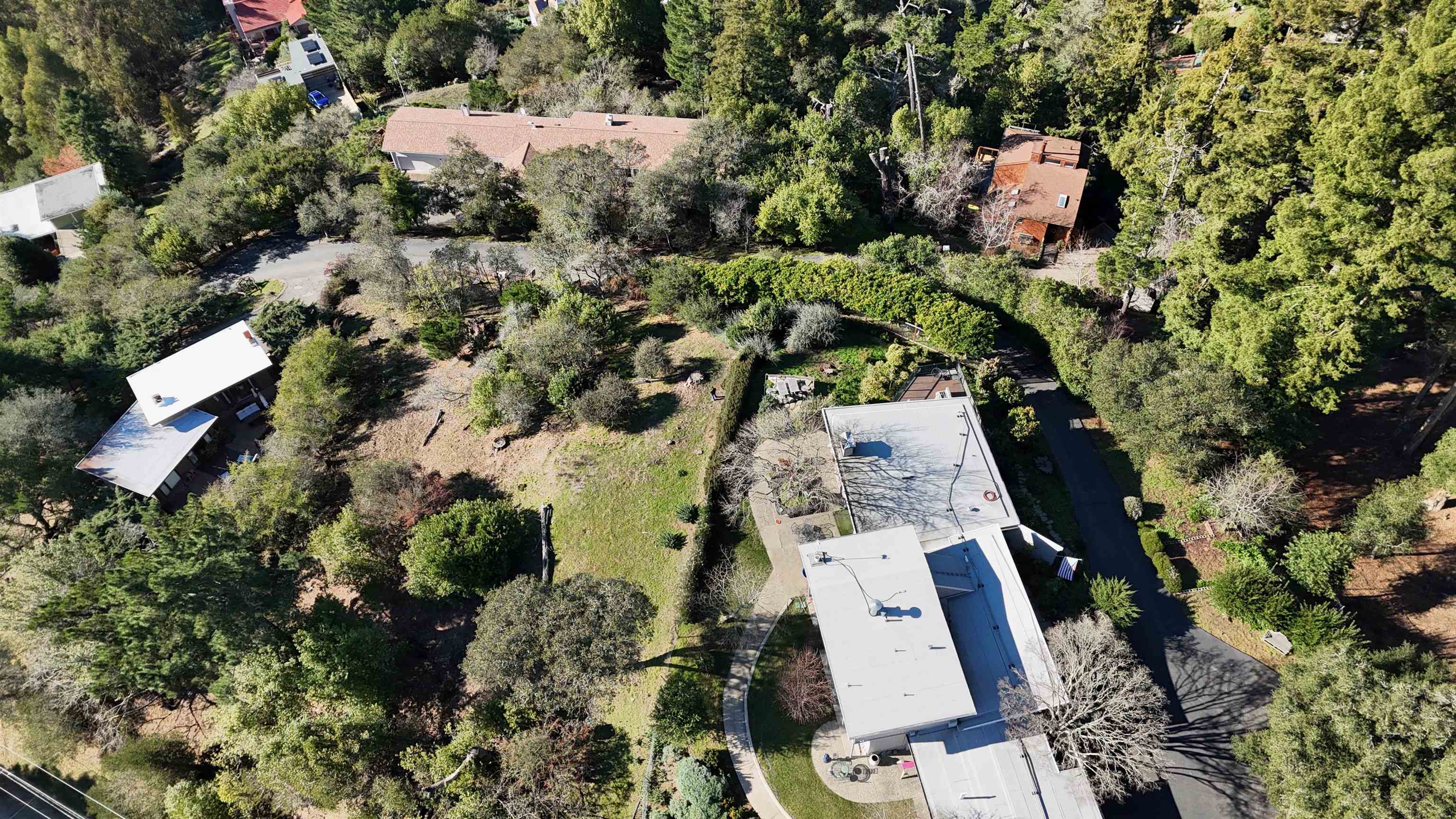 6108 Skyline Blvd, Oakland CA 94611 — photo 9