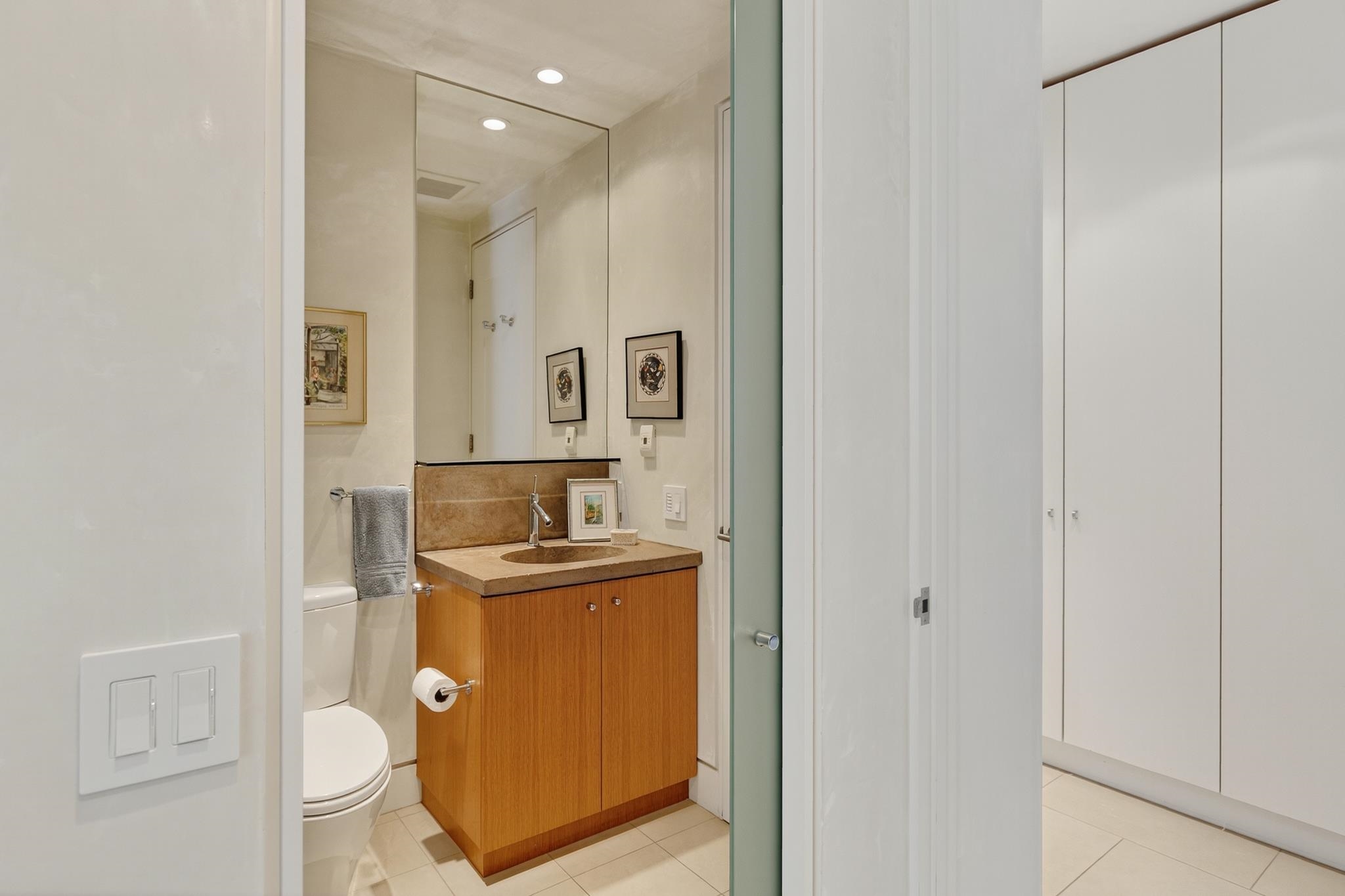 Detail Gallery Image 37 of 51 For 177 19th St 10e,  Oakland,  CA 94612 - 2 Beds | 2 Baths