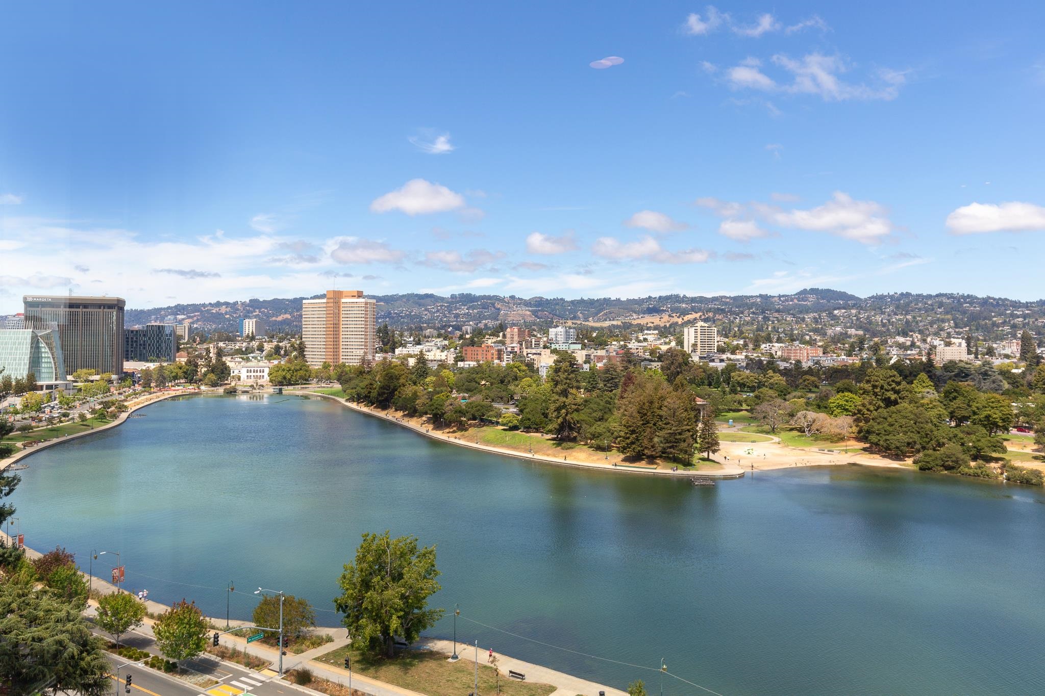 Detail Gallery Image 40 of 51 For 177 19th St 10e,  Oakland,  CA 94612 - 2 Beds | 2 Baths