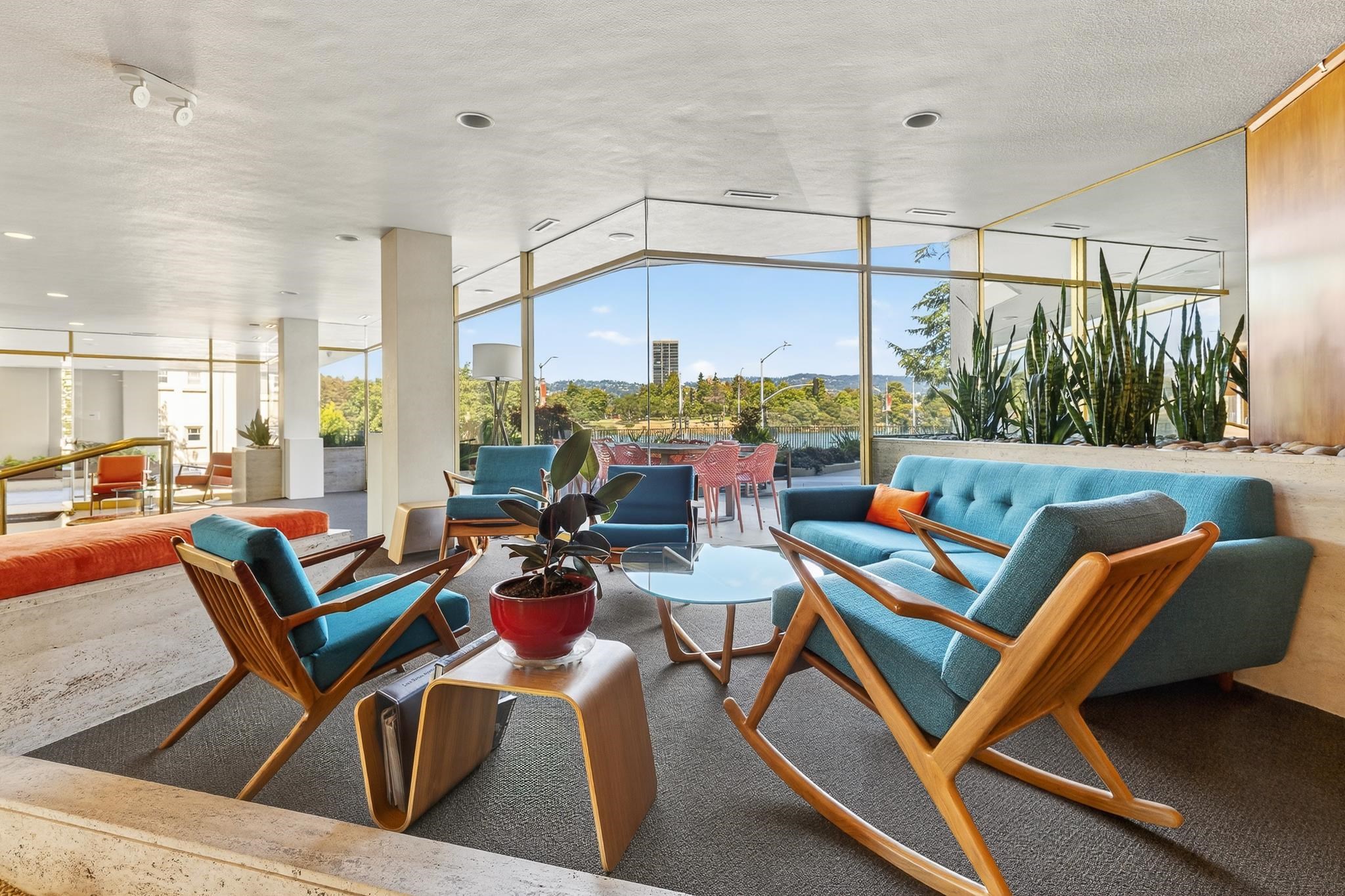 Detail Gallery Image 47 of 51 For 177 19th St 10e,  Oakland,  CA 94612 - 2 Beds | 2 Baths