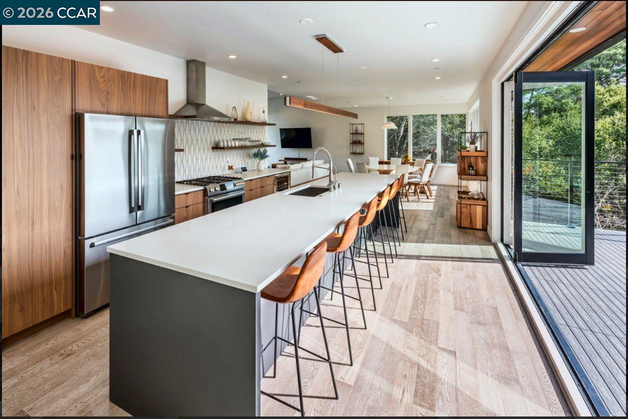 Detail Gallery Image 11 of 25 For 1110 Sterling Ave, Berkeley,  CA 94708 - – Beds | – Baths