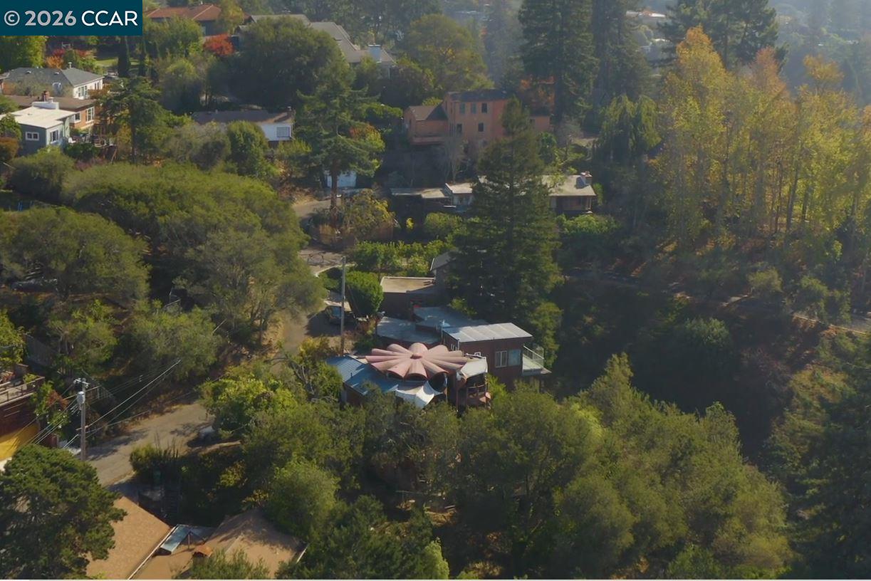 Detail Gallery Image 8 of 25 For 1110 Sterling Ave, Berkeley,  CA 94708 - – Beds | – Baths