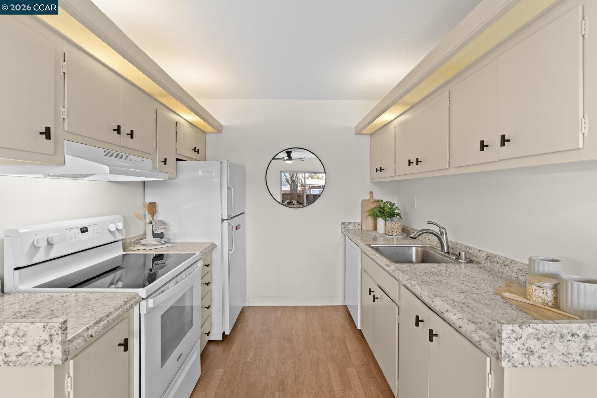 Detail Gallery Image 15 of 36 For 1919 Ygnacio Valley Rd #93,  Walnut Creek,  CA 94598 - 2 Beds | 1/1 Baths