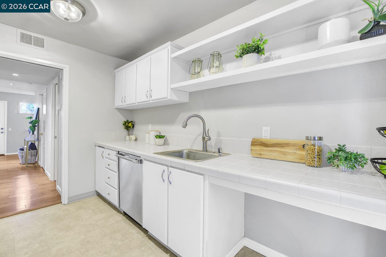 Detail Gallery Image 15 of 34 For 2133 Donald Dr #9,  Moraga,  CA 94556 - 2 Beds | 1/1 Baths