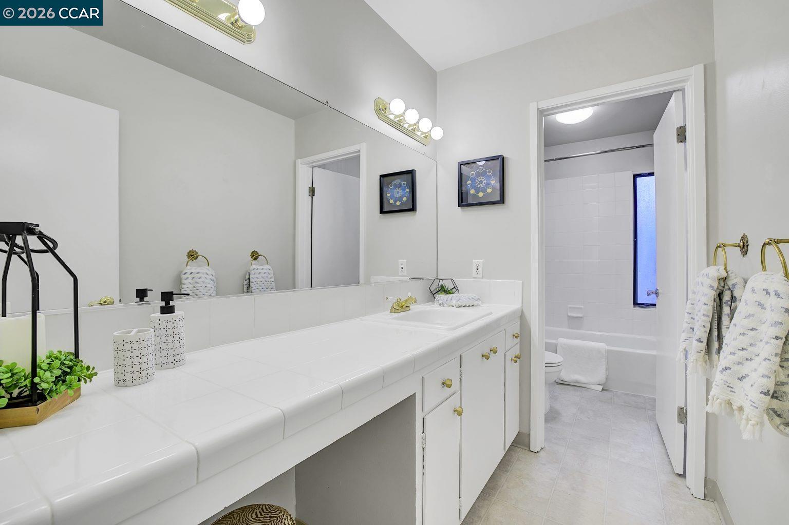 Detail Gallery Image 22 of 33 For 2133 Donald Dr #9,  Moraga,  CA 94556 - 2 Beds | 1/1 Baths