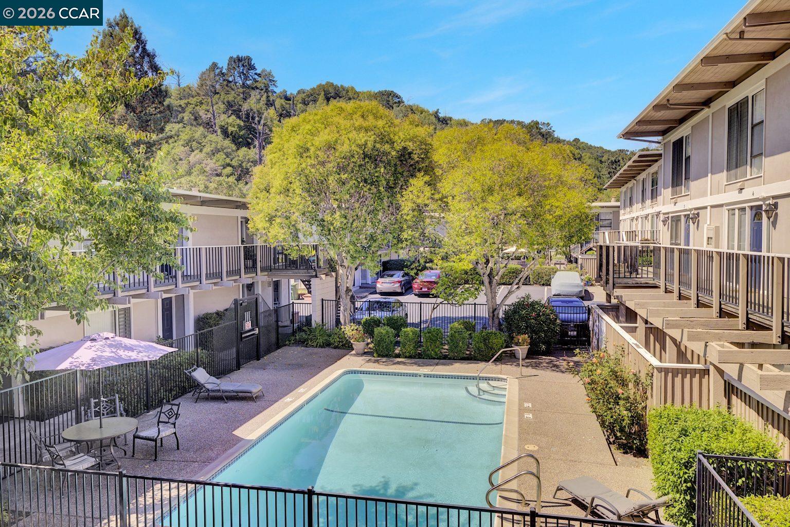 Detail Gallery Image 28 of 33 For 2133 Donald Dr #9,  Moraga,  CA 94556 - 2 Beds | 1/1 Baths