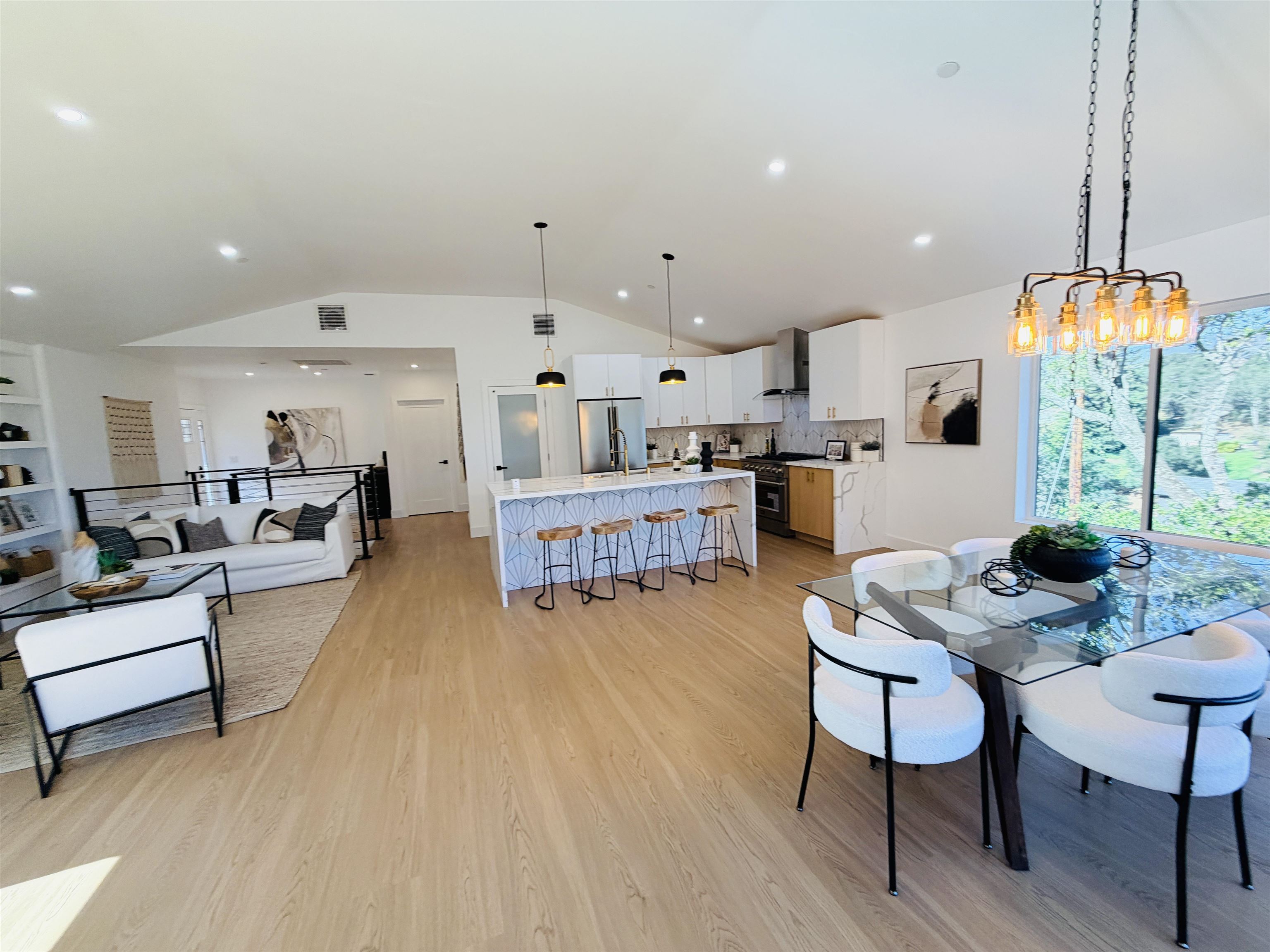 Detail Gallery Image 23 of 60 For 612 Canyon Rd, Novato,  CA 94947 - 4 Beds | 3/1 Baths