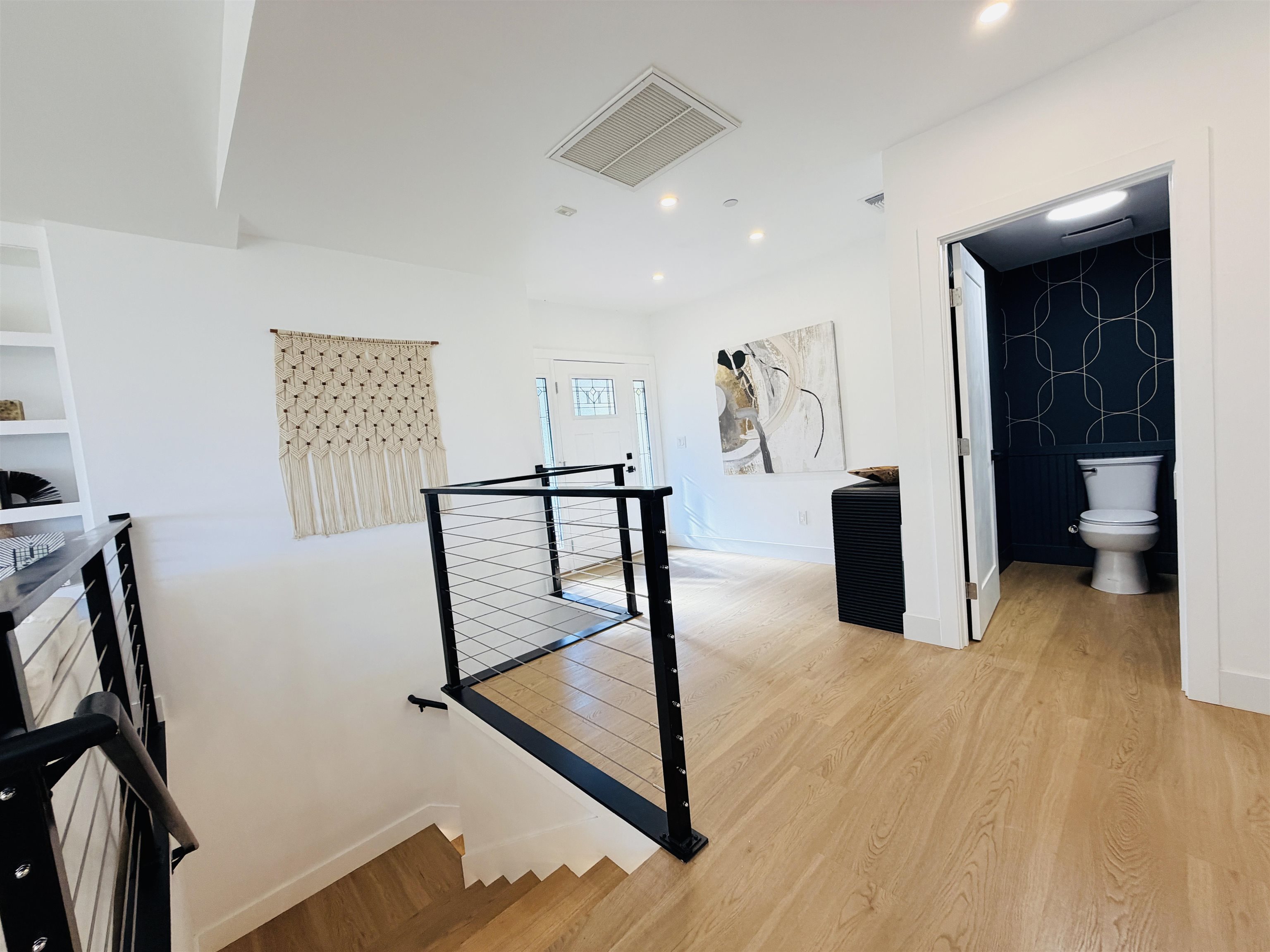 Detail Gallery Image 7 of 60 For 612 Canyon Rd, Novato,  CA 94947 - 4 Beds | 3/1 Baths