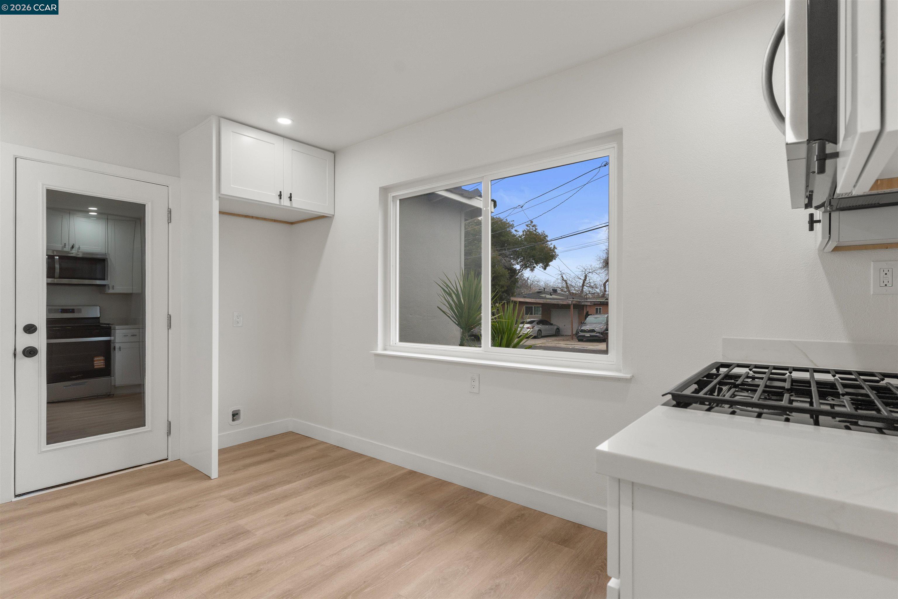 Detail Gallery Image 7 of 45 For 954 Carpino Ave, Pittsburg,  CA 94565 - 3 Beds | 1 Baths