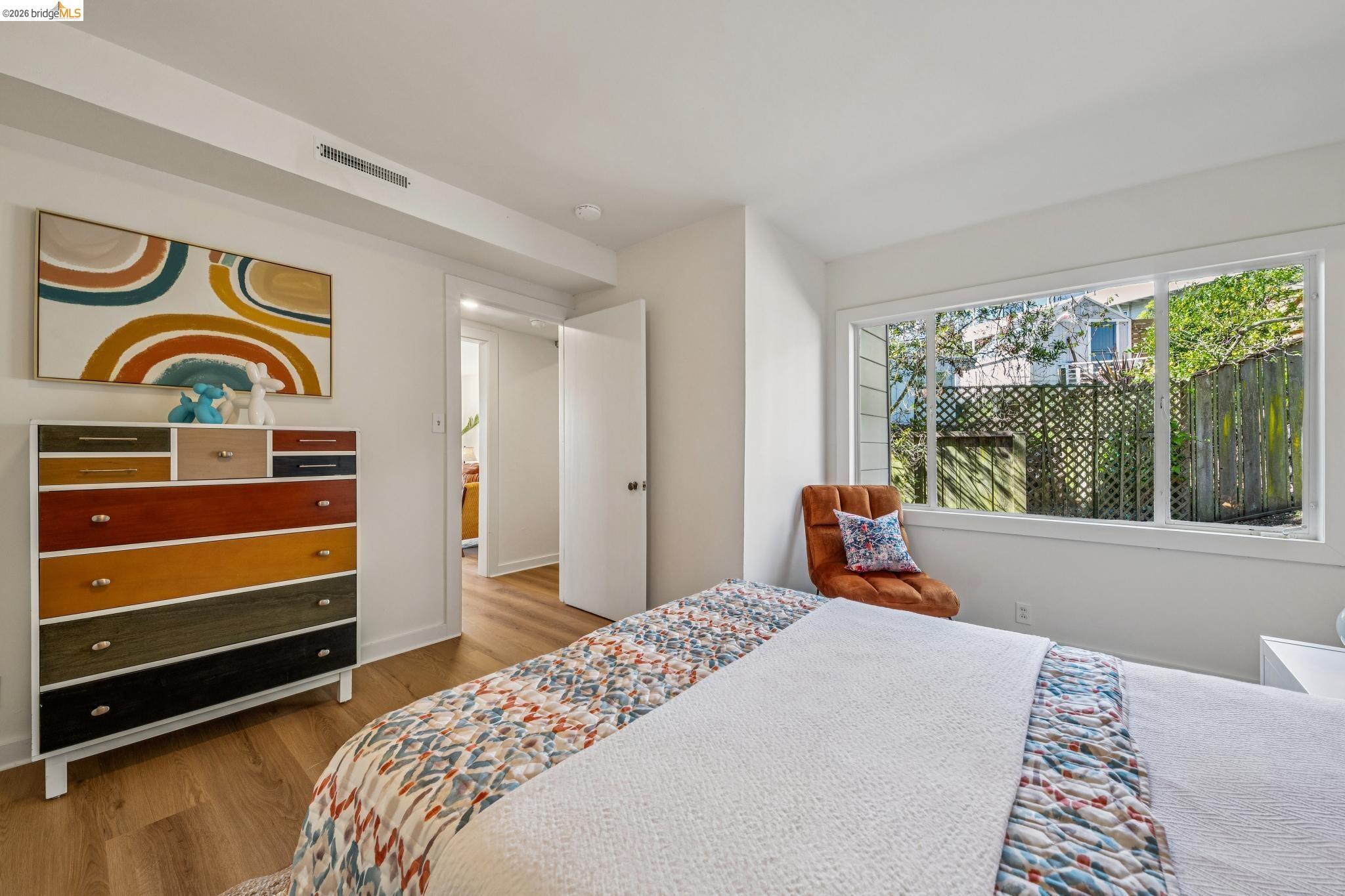 Detail Gallery Image 30 of 58 For 1100 Miller Ave, Berkeley,  CA 94708 - 3 Beds | 2 Baths