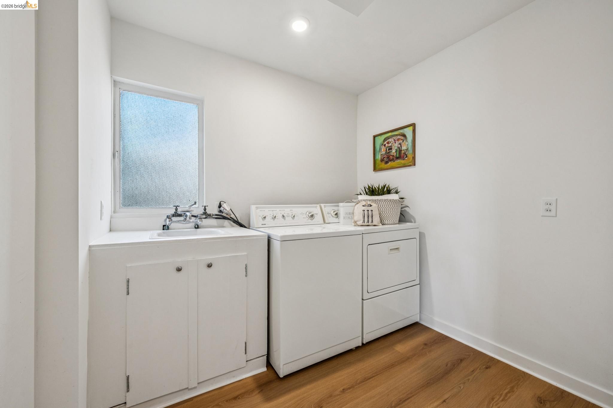 Detail Gallery Image 32 of 58 For 1100 Miller Ave, Berkeley,  CA 94708 - 3 Beds | 2 Baths