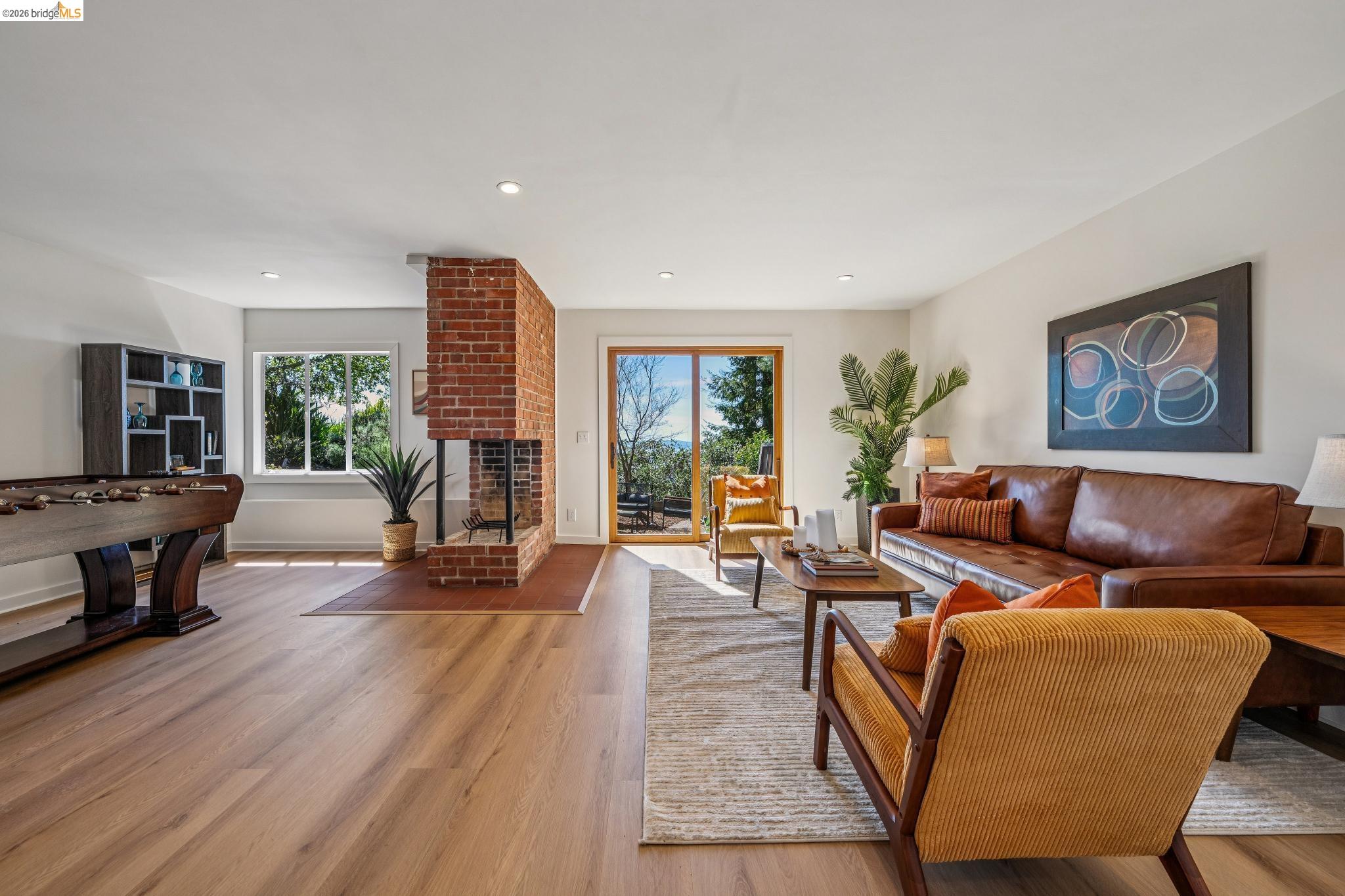 Detail Gallery Image 33 of 58 For 1100 Miller Ave, Berkeley,  CA 94708 - 3 Beds | 2 Baths