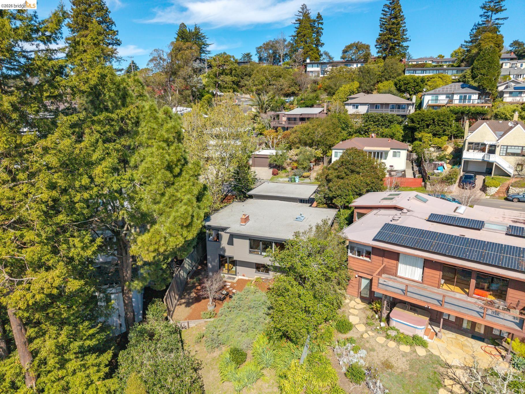 Detail Gallery Image 57 of 58 For 1100 Miller Ave, Berkeley,  CA 94708 - 3 Beds | 2 Baths