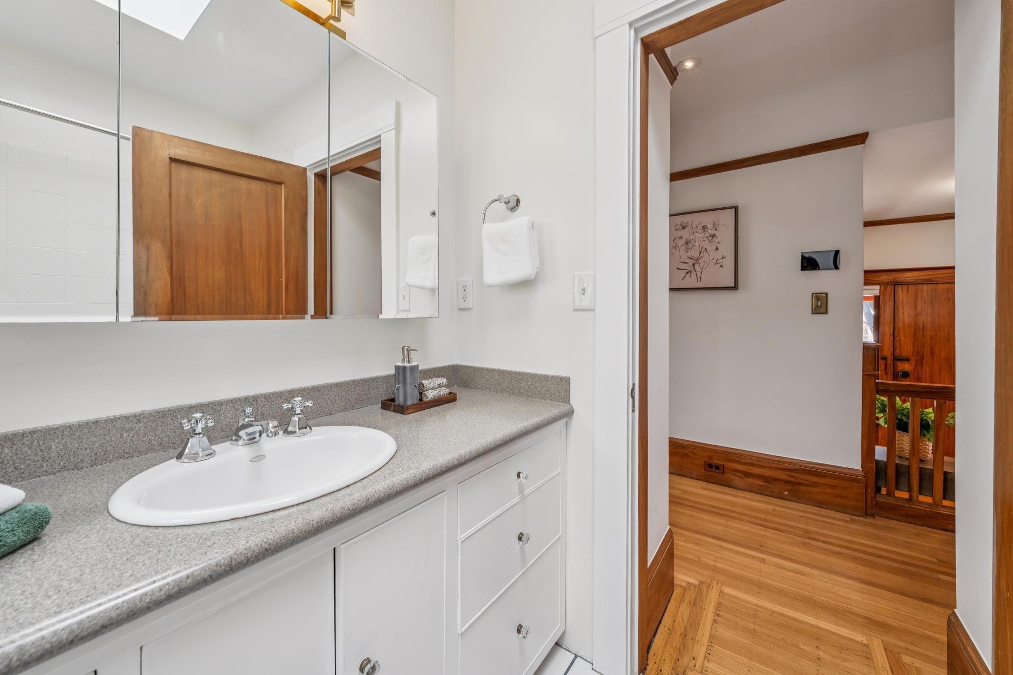 Detail Gallery Image 34 of 59 For 1983 Yosemite Rd, Berkeley,  CA 94707 - 2 Beds | 1/1 Baths