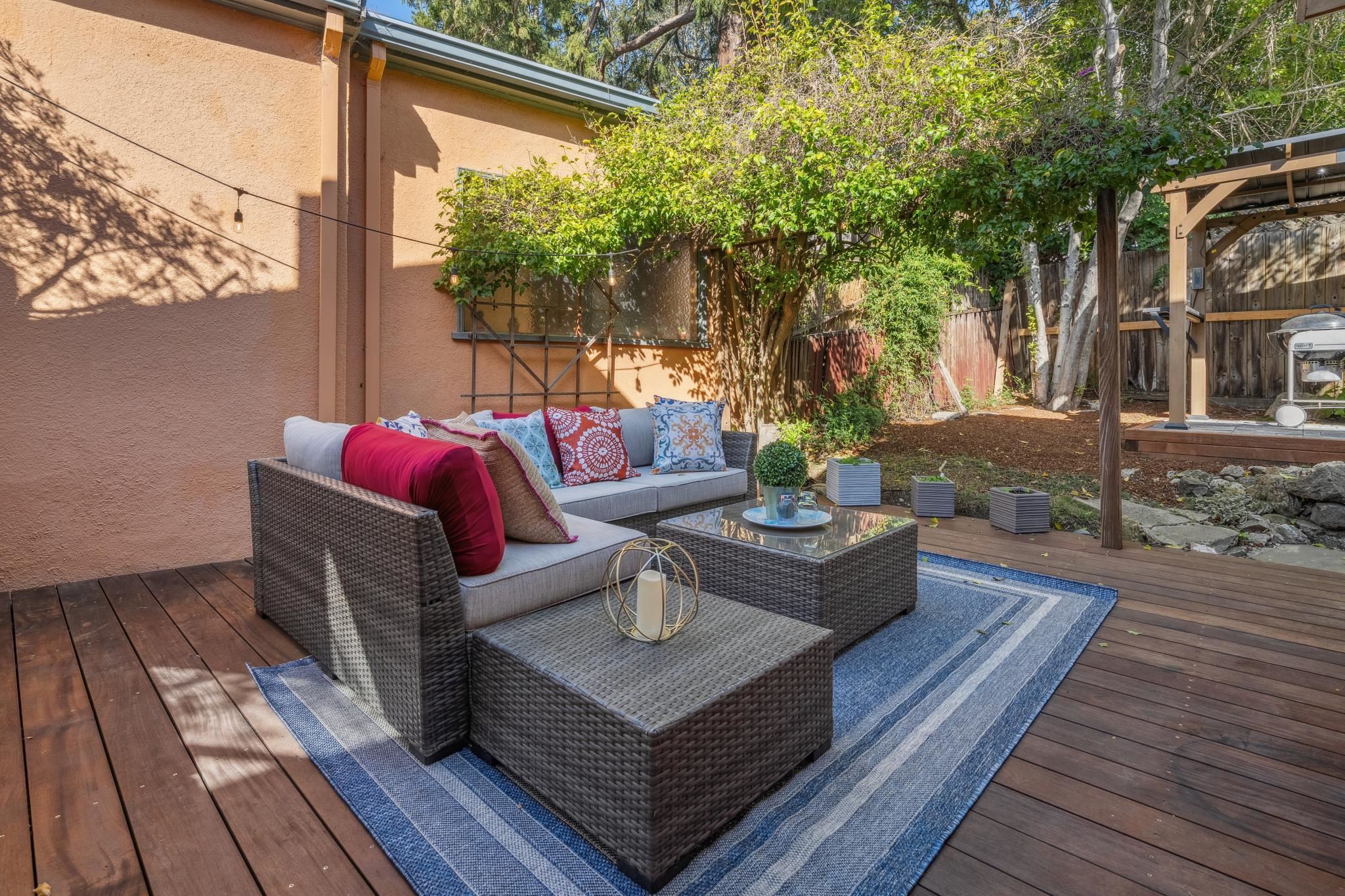 Detail Gallery Image 46 of 59 For 1983 Yosemite Rd, Berkeley,  CA 94707 - 2 Beds | 1/1 Baths