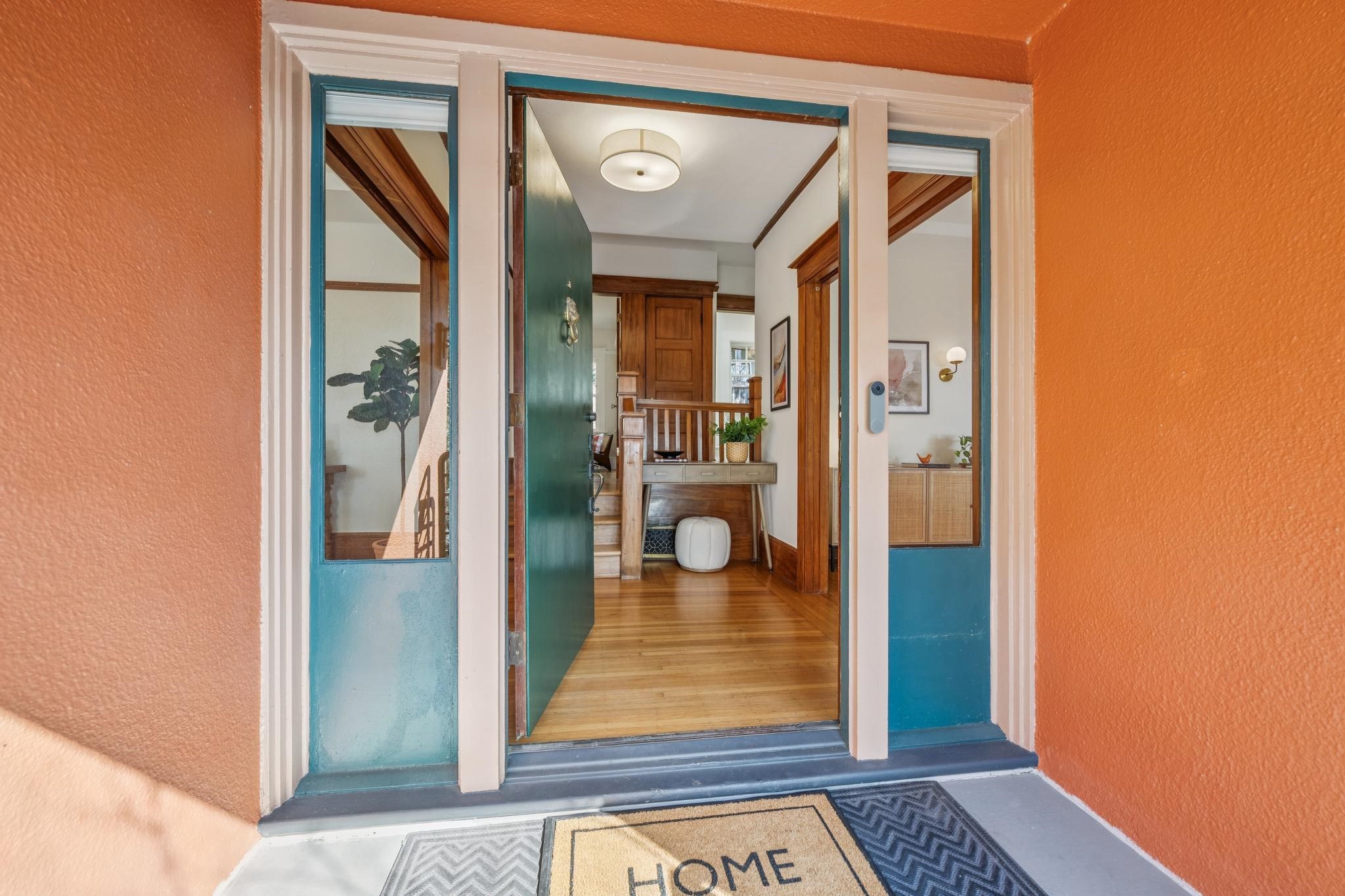 Detail Gallery Image 6 of 59 For 1983 Yosemite Rd, Berkeley,  CA 94707 - 2 Beds | 1/1 Baths