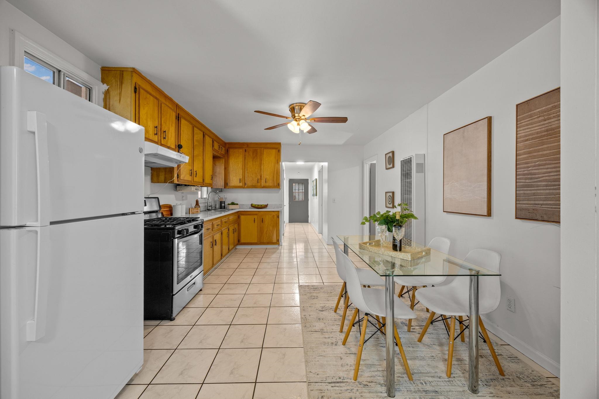 Detail Gallery Image 8 of 31 For 4019 E 16th St, Oakland,  CA 94601 - 3 Beds | 2 Baths