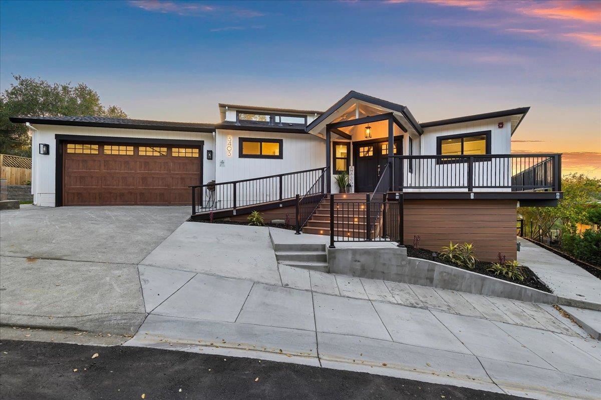 Detail Gallery Image 5 of 60 For 3403 Haskins Drive, Belmont,  CA 94002 - 6 Beds | 3/1 Baths