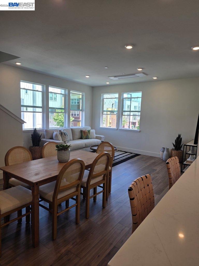 Homes For Sale in Alameda, CA