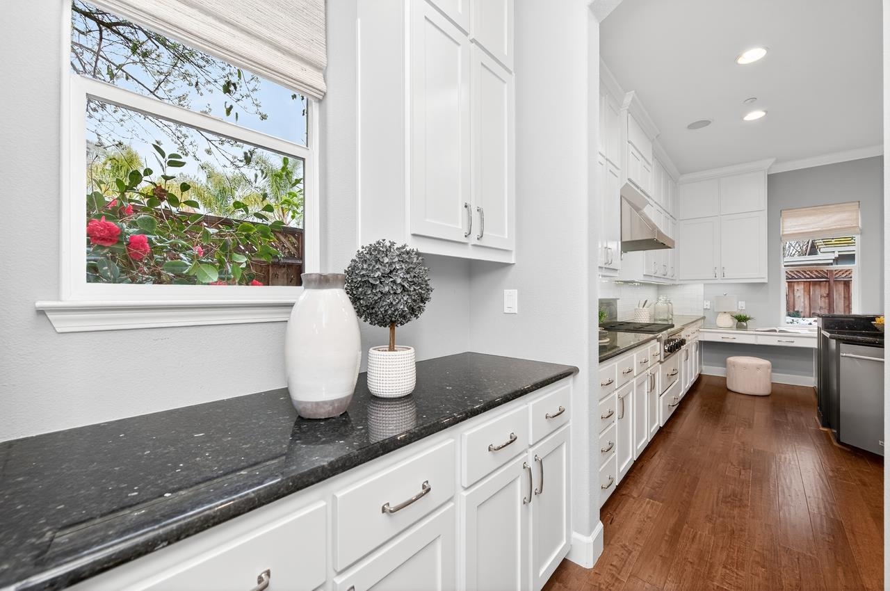 Detail Gallery Image 27 of 60 For 101 Acorn Way, Livermore,  CA 94550 - 6 Beds | 4 Baths