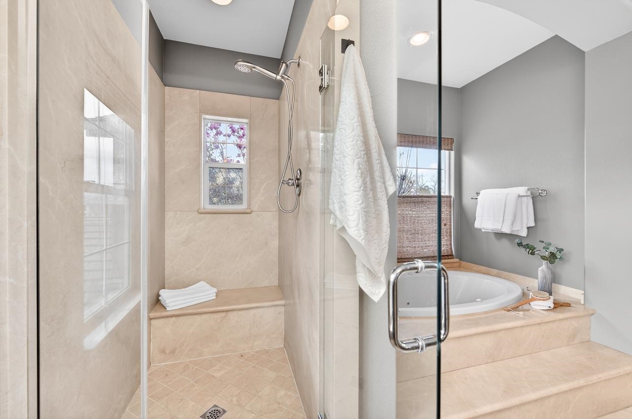 Detail Gallery Image 40 of 60 For 101 Acorn Way, Livermore,  CA 94550 - 6 Beds | 4 Baths