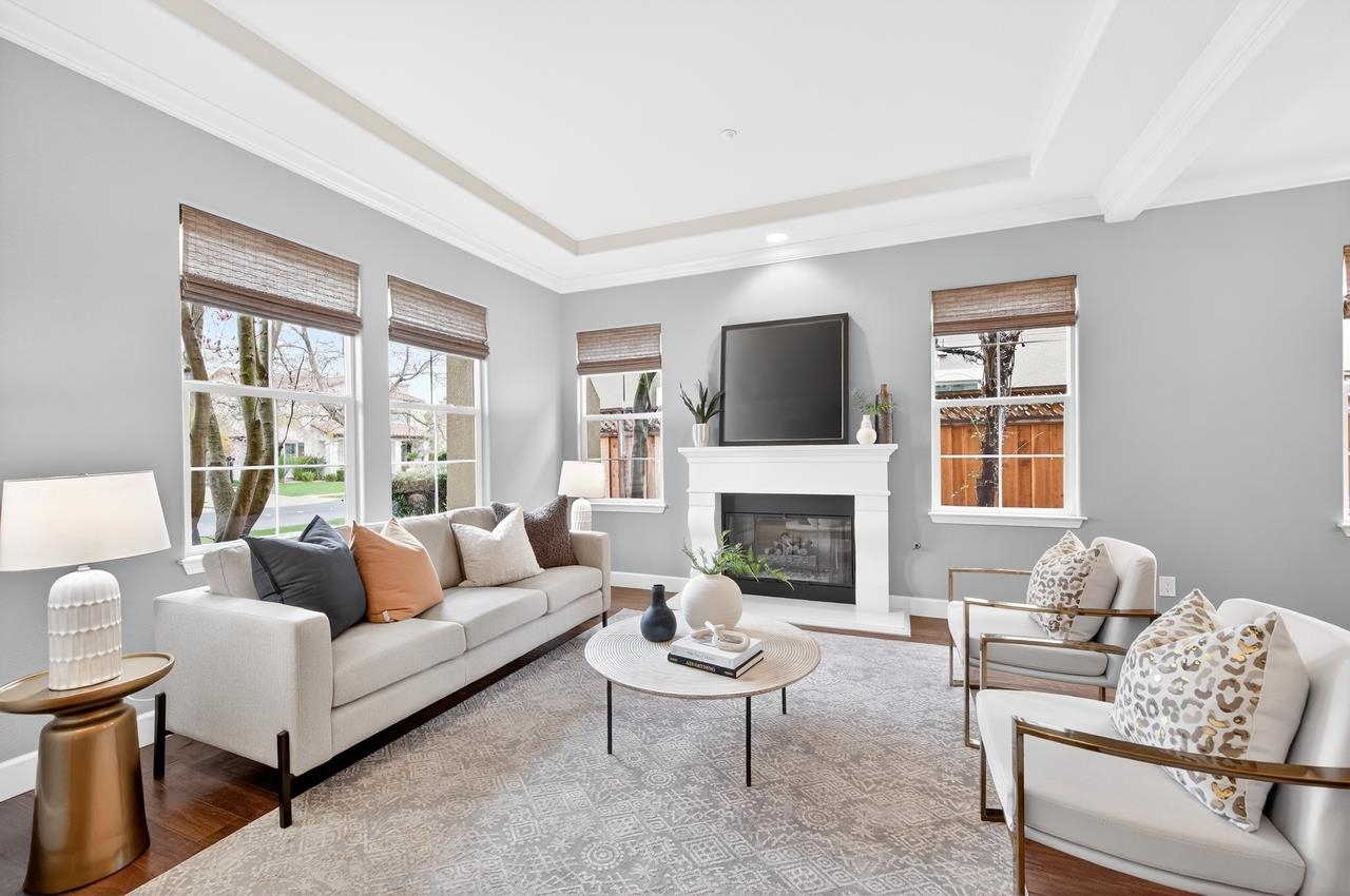 Detail Gallery Image 7 of 60 For 101 Acorn Way, Livermore,  CA 94550 - 6 Beds | 4 Baths