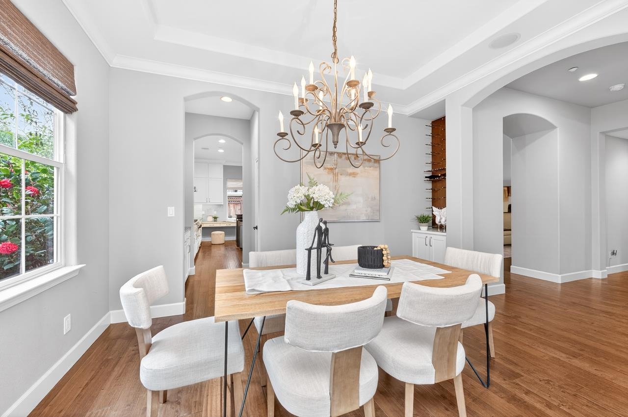 Detail Gallery Image 10 of 60 For 101 Acorn Way, Livermore,  CA 94550 - 6 Beds | 4 Baths