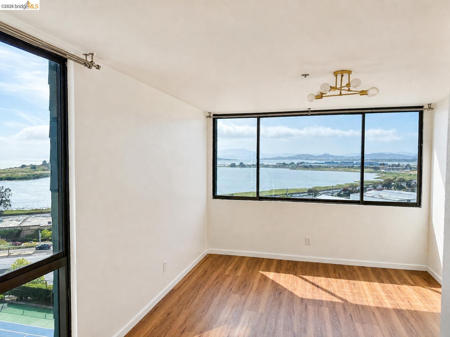 Photo #2: 41122084 Listing: Photo #2
