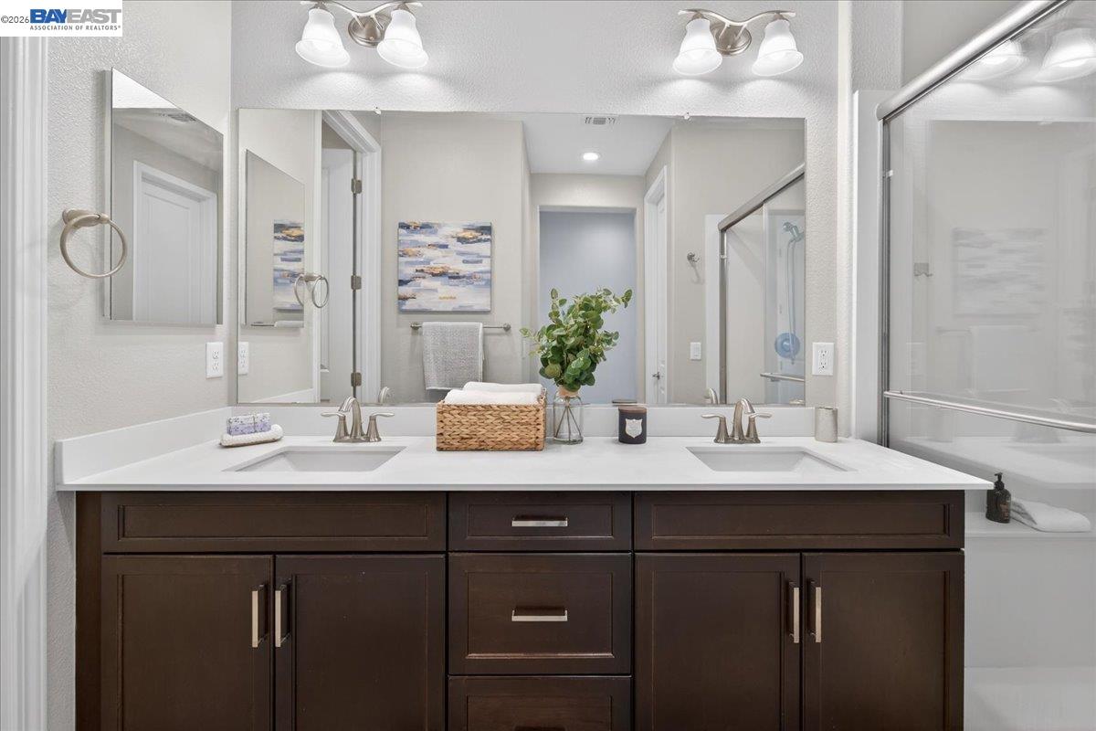 Detail Gallery Image 25 of 51 For 5626 El Dorado Ln, Dublin,  CA 94568 - 3 Beds | 3/1 Baths