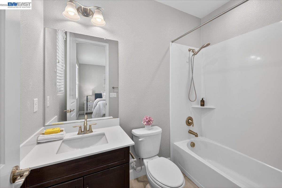 Detail Gallery Image 30 of 51 For 5626 El Dorado Ln, Dublin,  CA 94568 - 3 Beds | 3/1 Baths