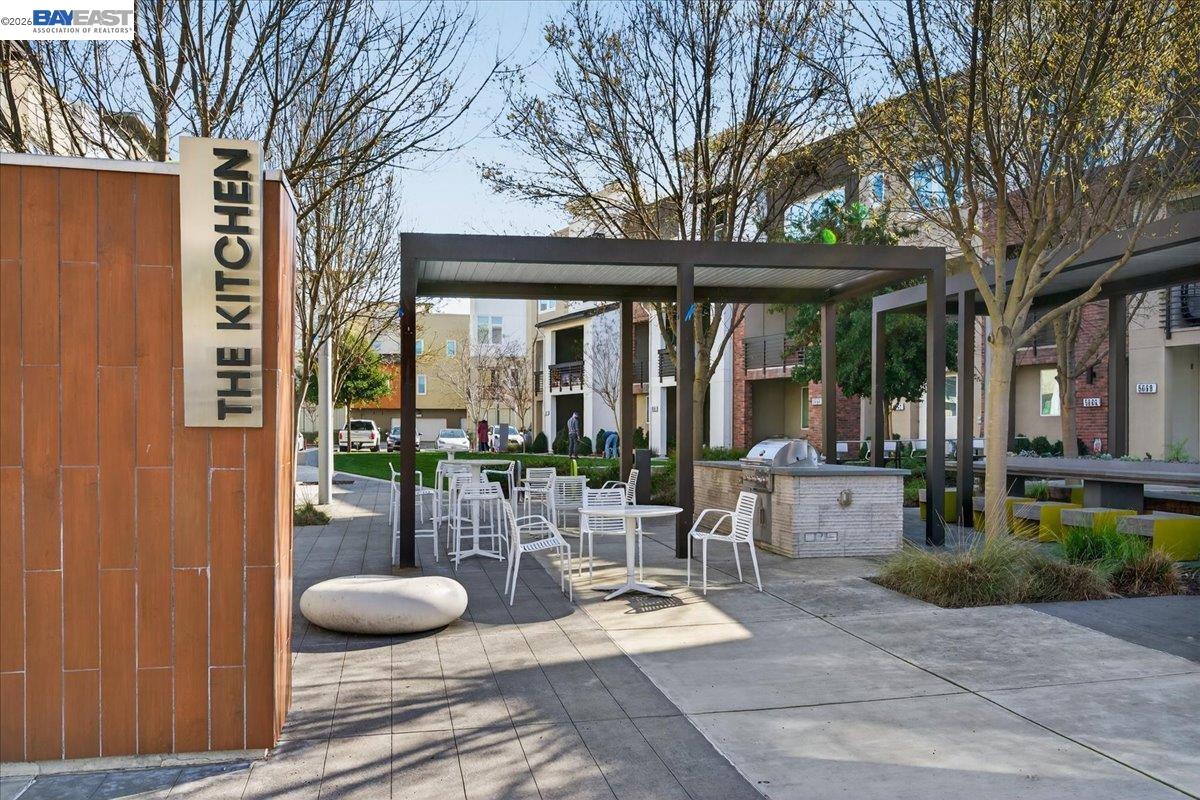 Detail Gallery Image 32 of 51 For 5626 El Dorado Ln, Dublin,  CA 94568 - 3 Beds | 3/1 Baths