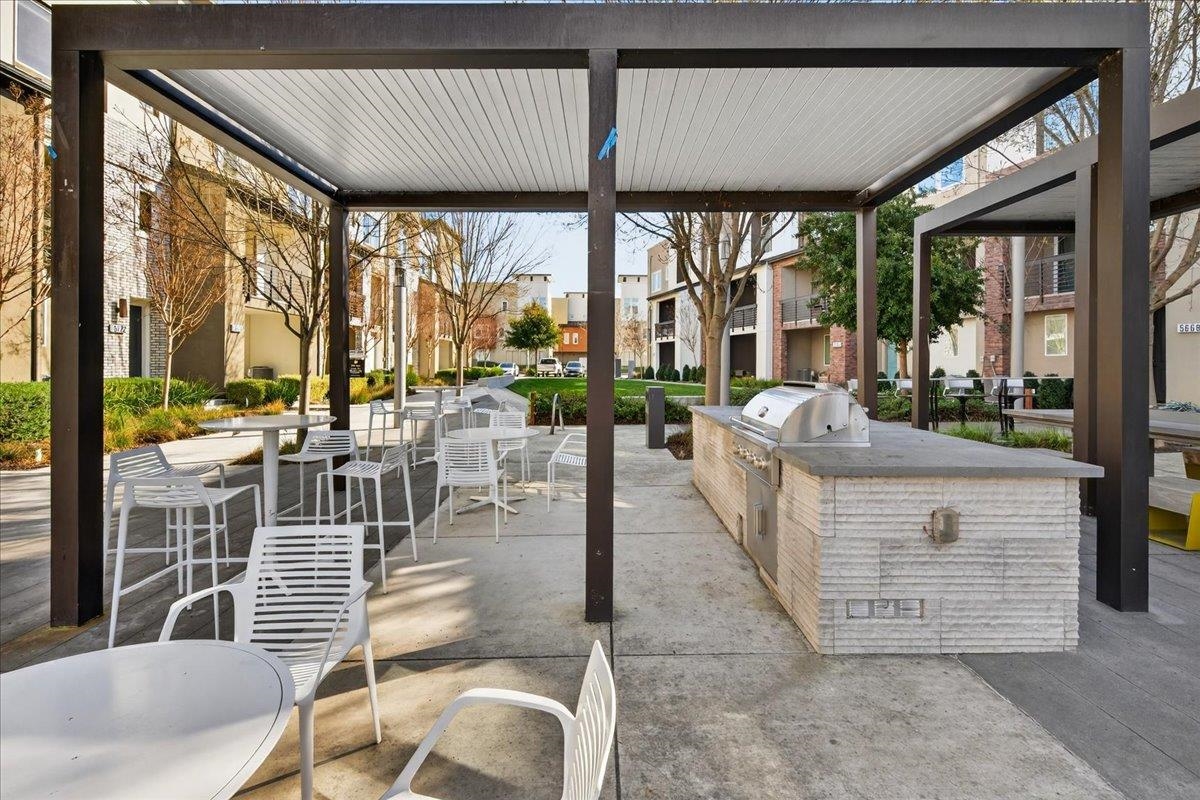 Detail Gallery Image 36 of 51 For 5626 El Dorado Ln, Dublin,  CA 94568 - 3 Beds | 3/1 Baths