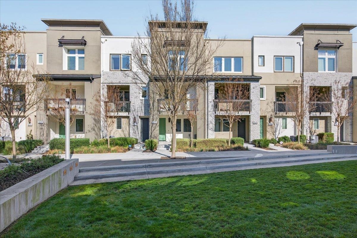 Detail Gallery Image 5 of 51 For 5626 El Dorado Ln, Dublin,  CA 94568 - 3 Beds | 3/1 Baths